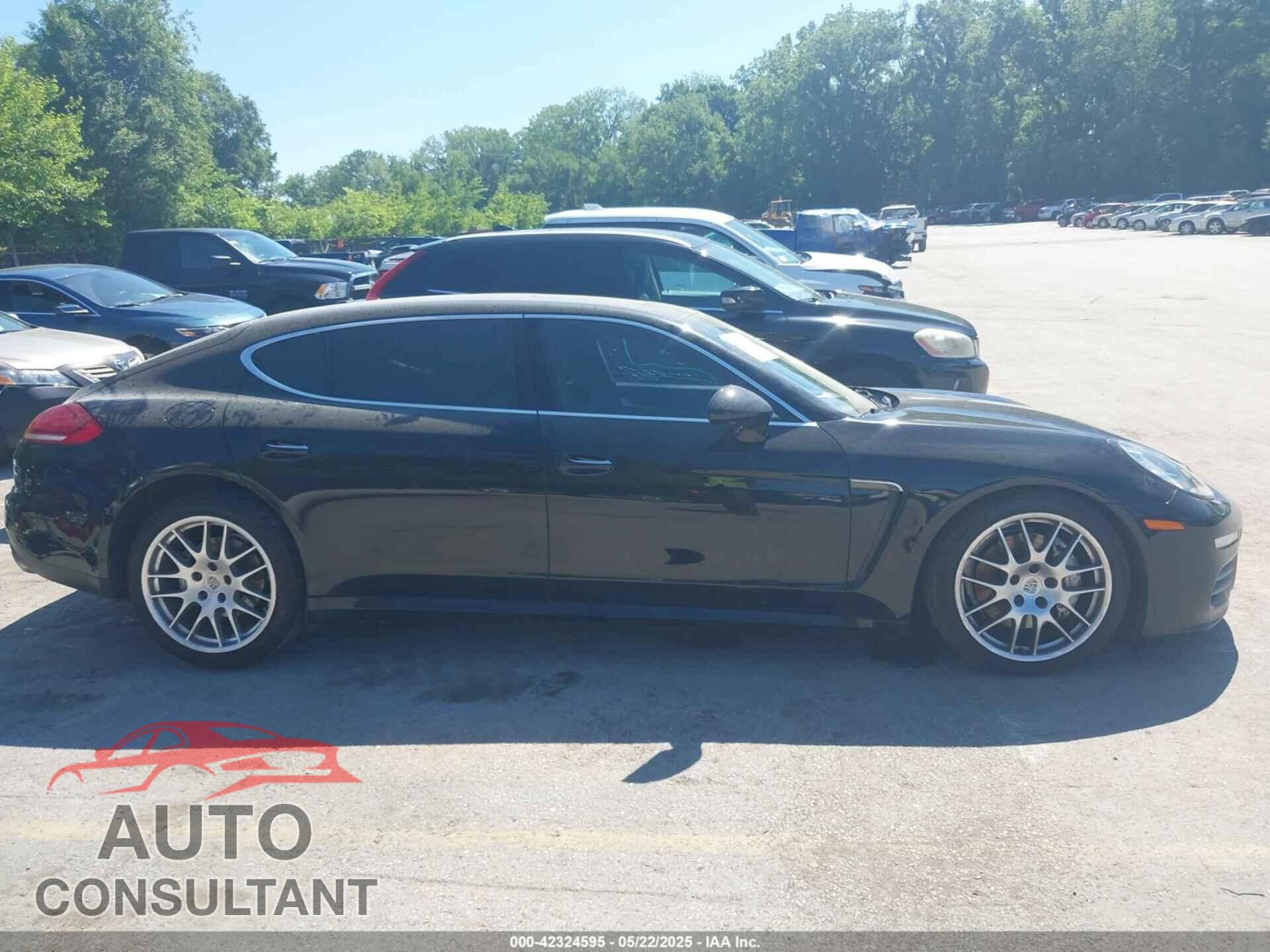 PORSCHE PANAMERA 2014 - WP0BB2A78EL062021