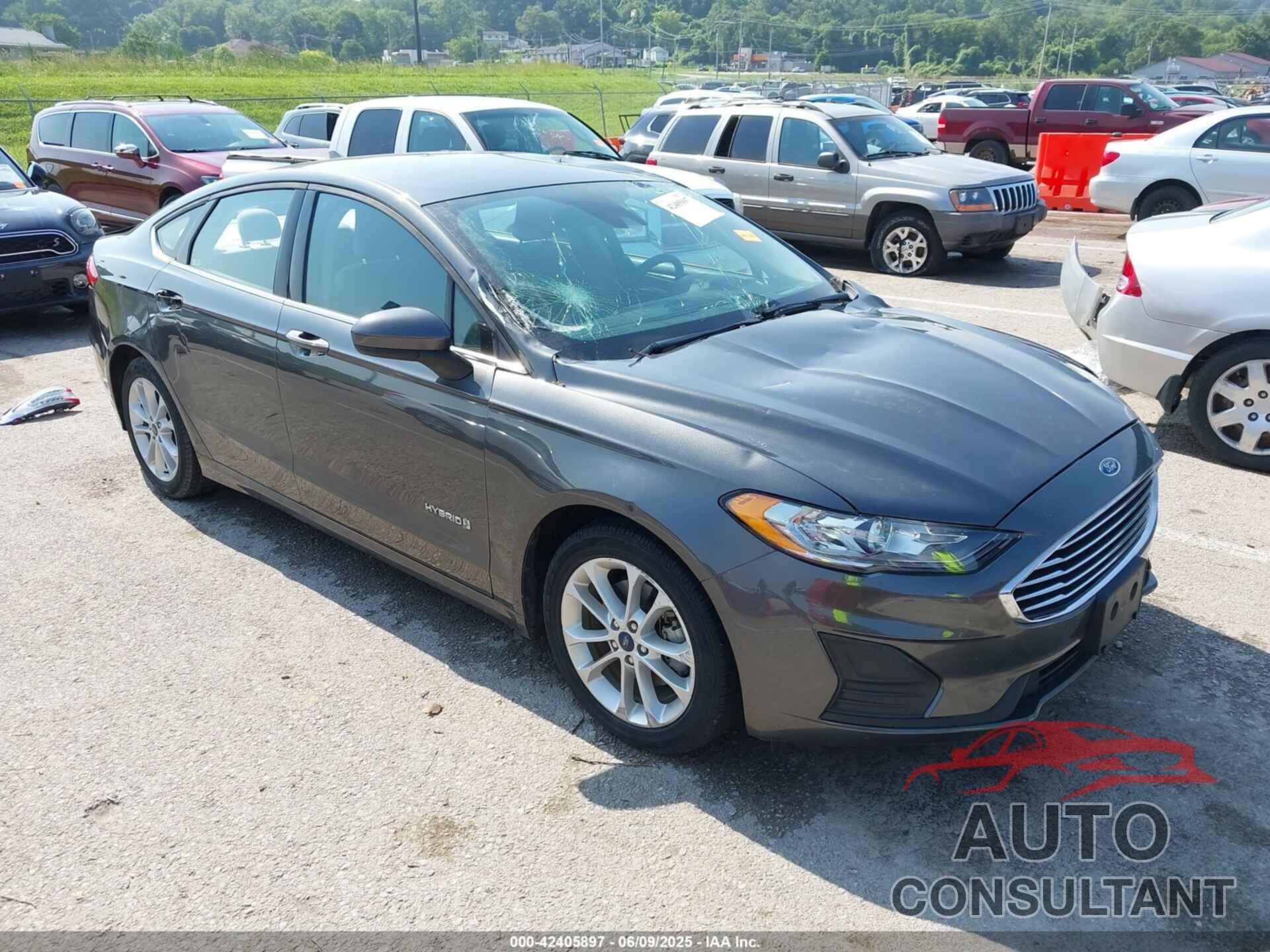 FORD FUSION HYBRID 2019 - 3FA6P0LU5KR220358