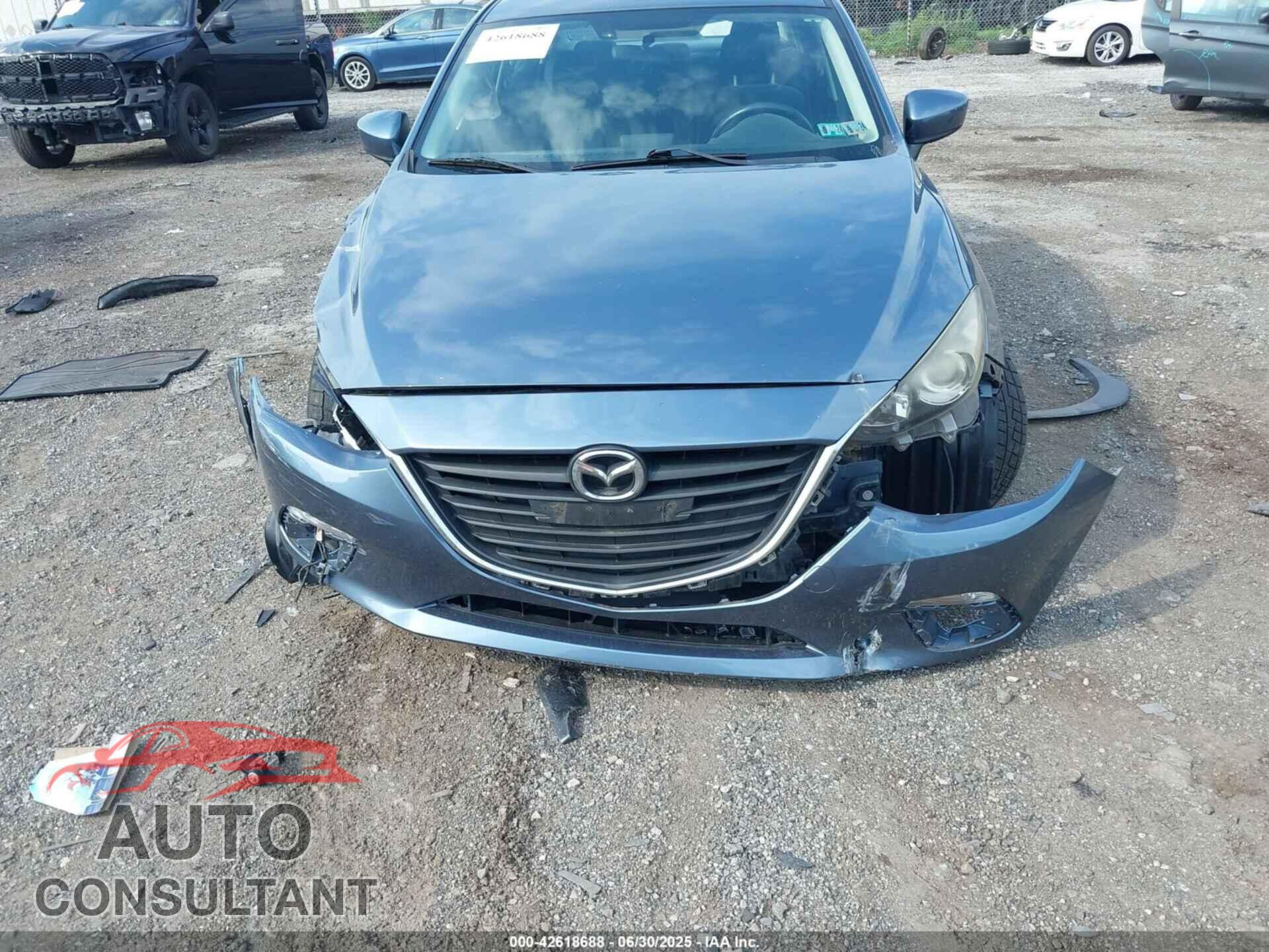 MAZDA MAZDA3 2014 - JM1BM1V77E1143182