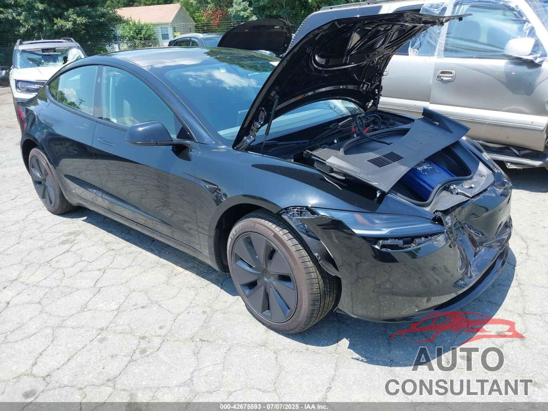 TESLA MODEL 3 2025 - 5YJ3E1EA7SF967182