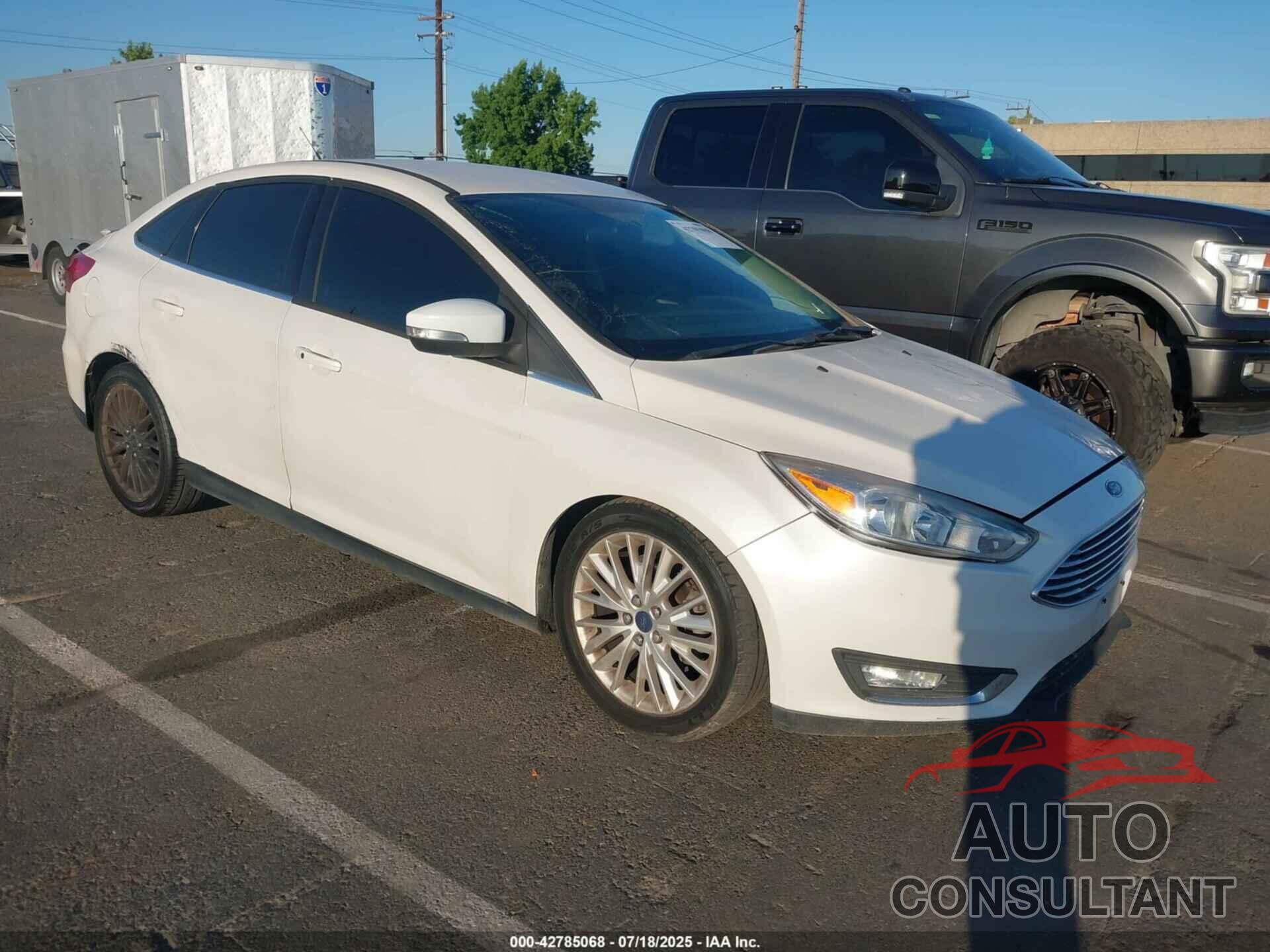 FORD FOCUS 2015 - 1FADP3J25FL380206