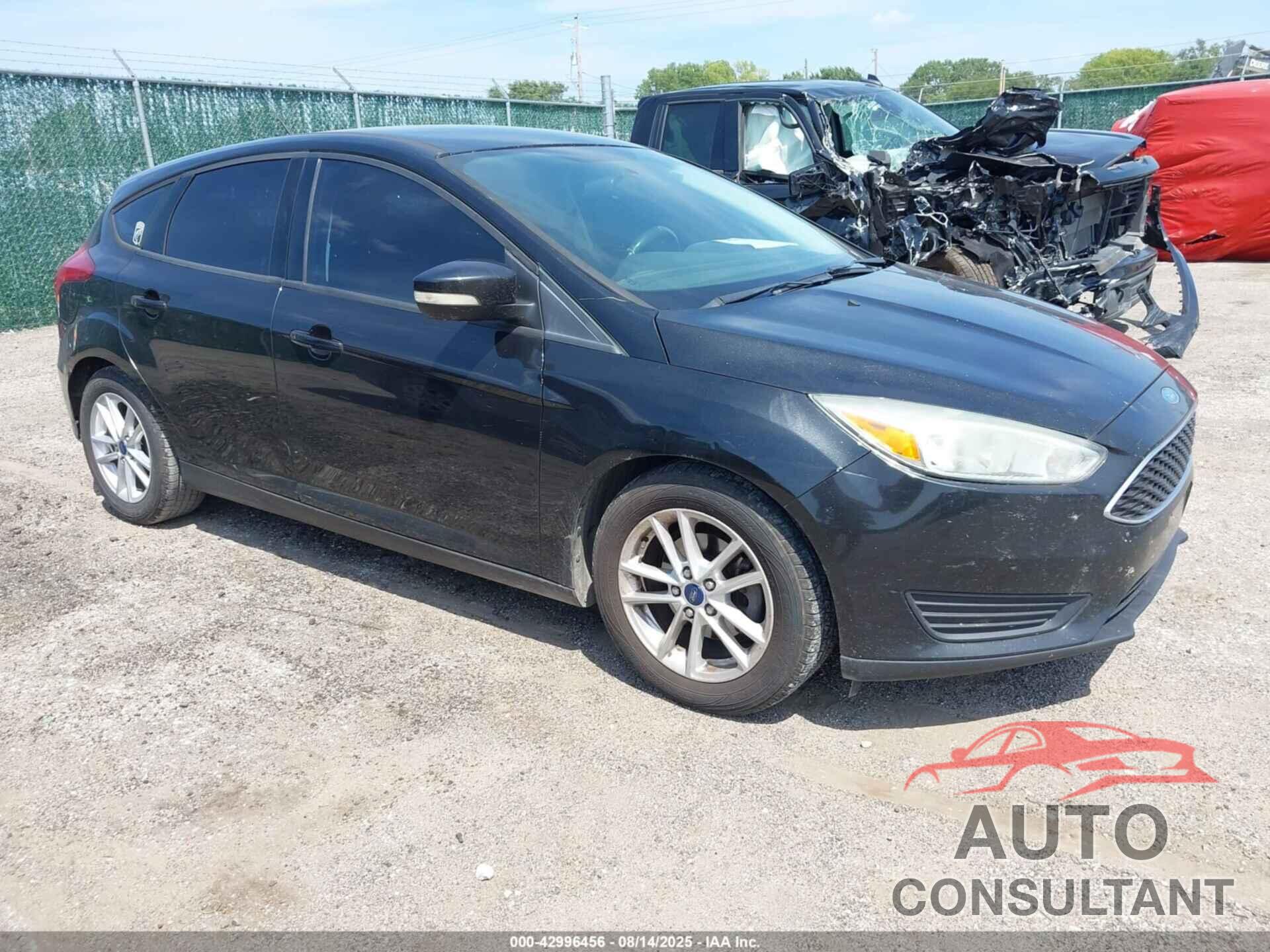 FORD FOCUS 2015 - 1FADP3K24FL270553