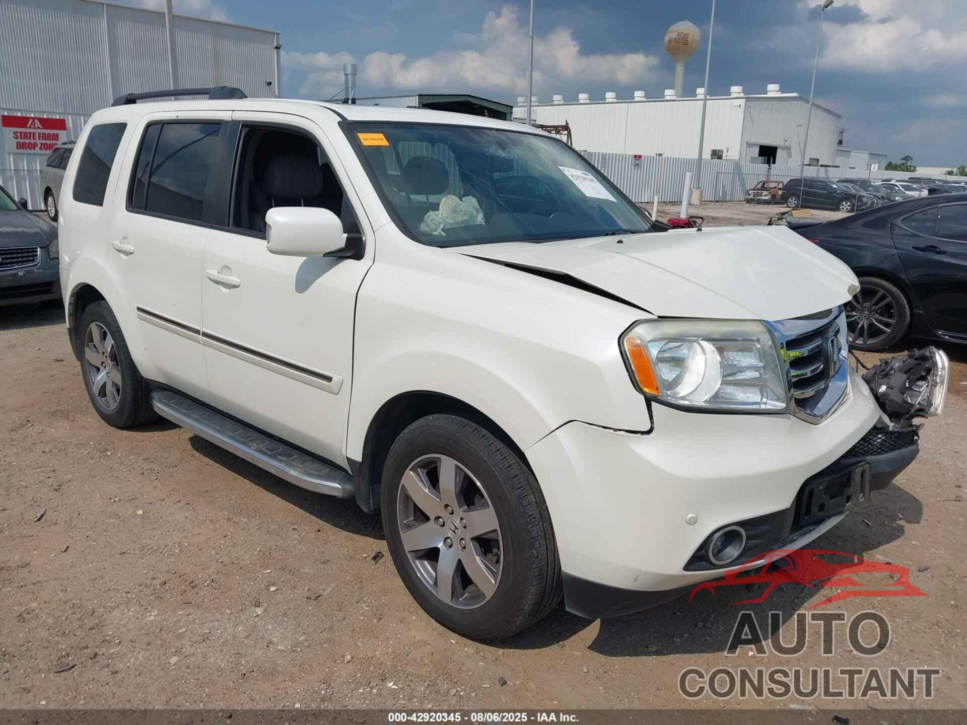 HONDA PILOT 2015 - 5FNYF4H93FB034696