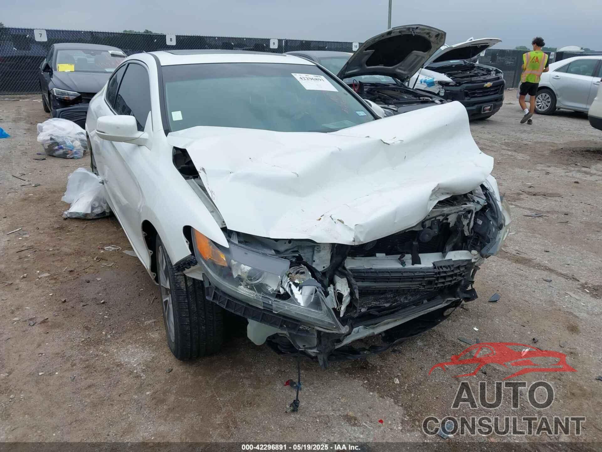 HONDA ACCORD 2013 - 1HGCT1B76DA025331