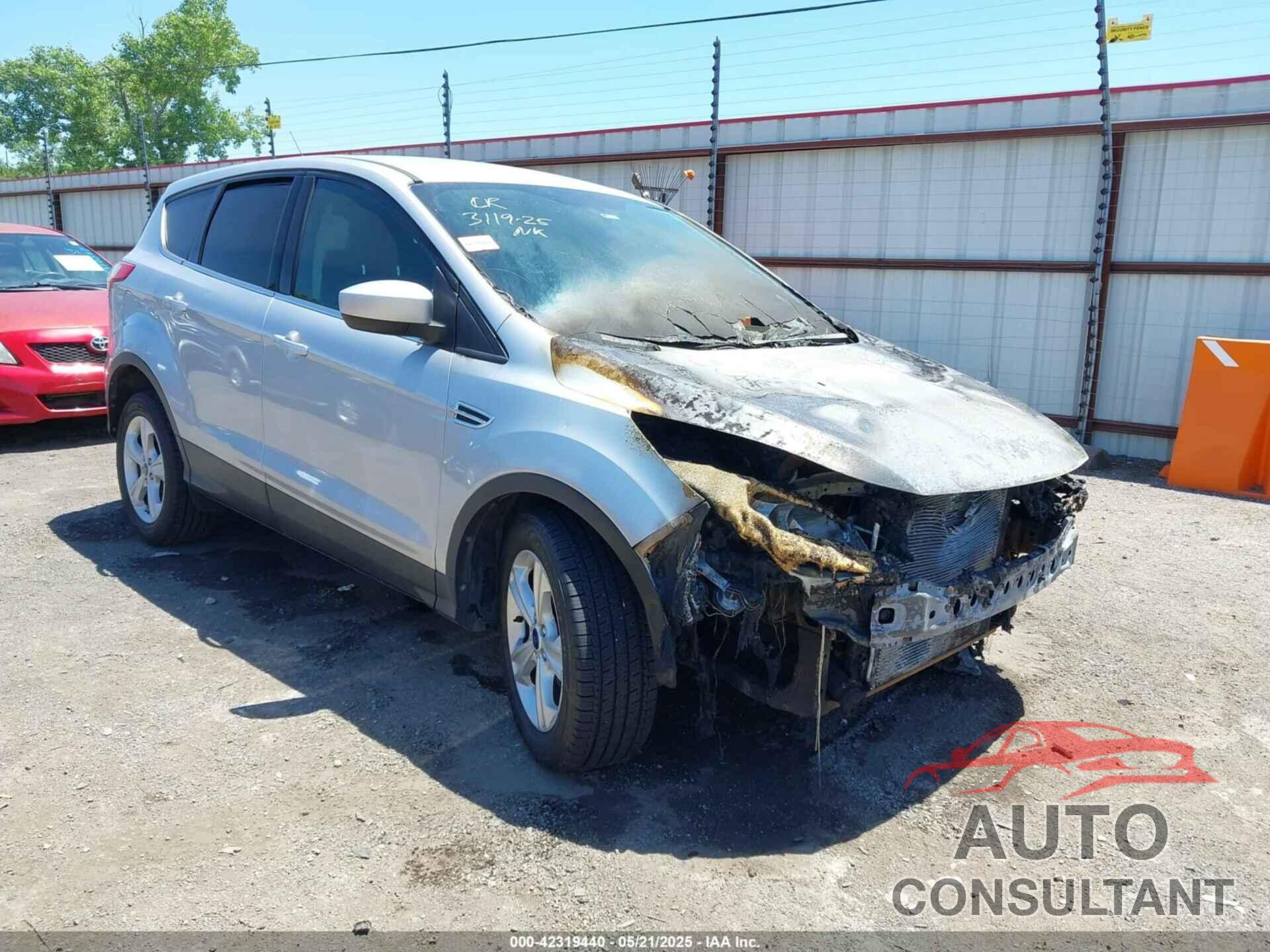 FORD ESCAPE 2014 - 1FMCU0GX5EUB14575