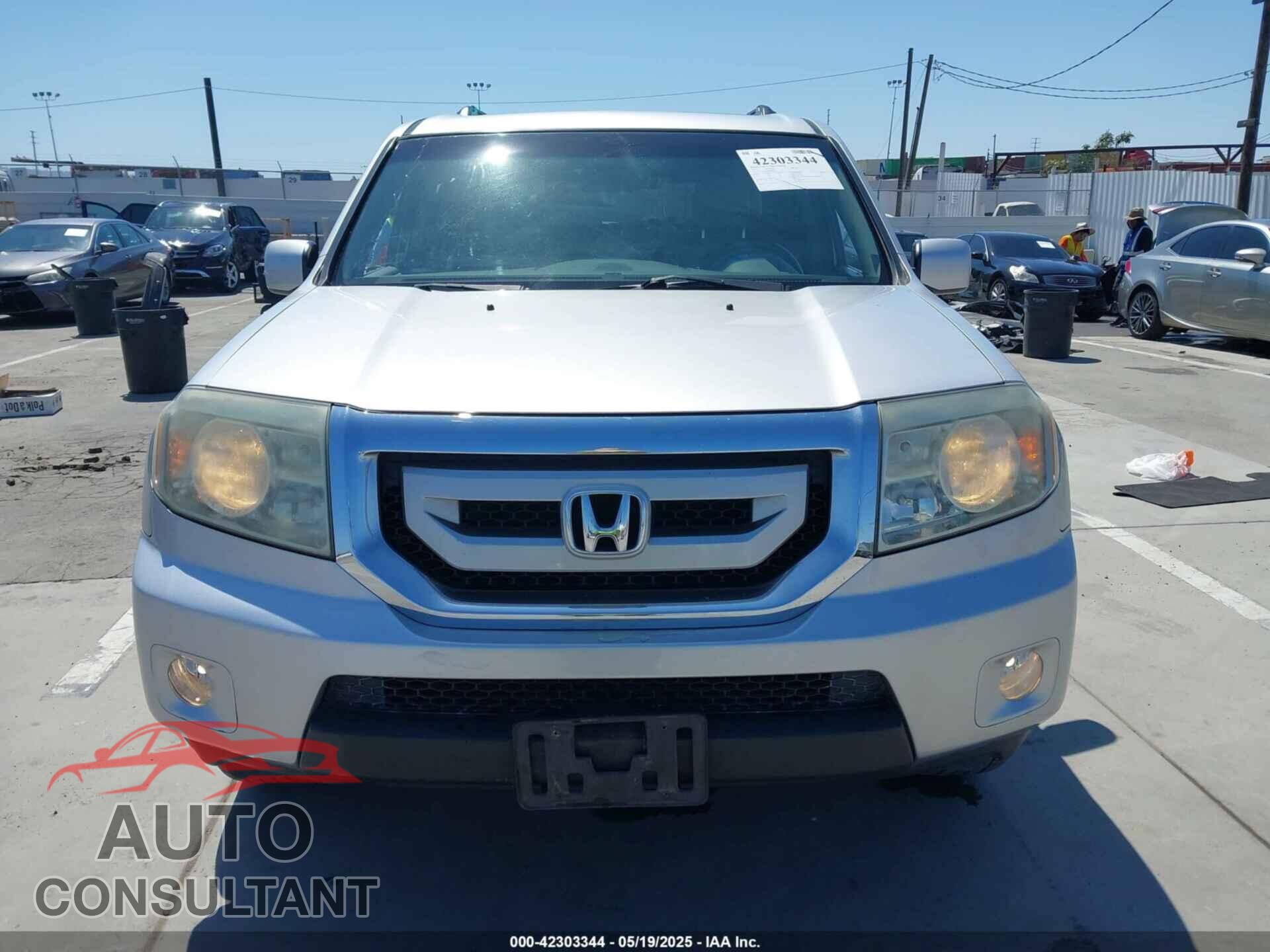 HONDA PILOT 2011 - 5FNYF3H64BB008795