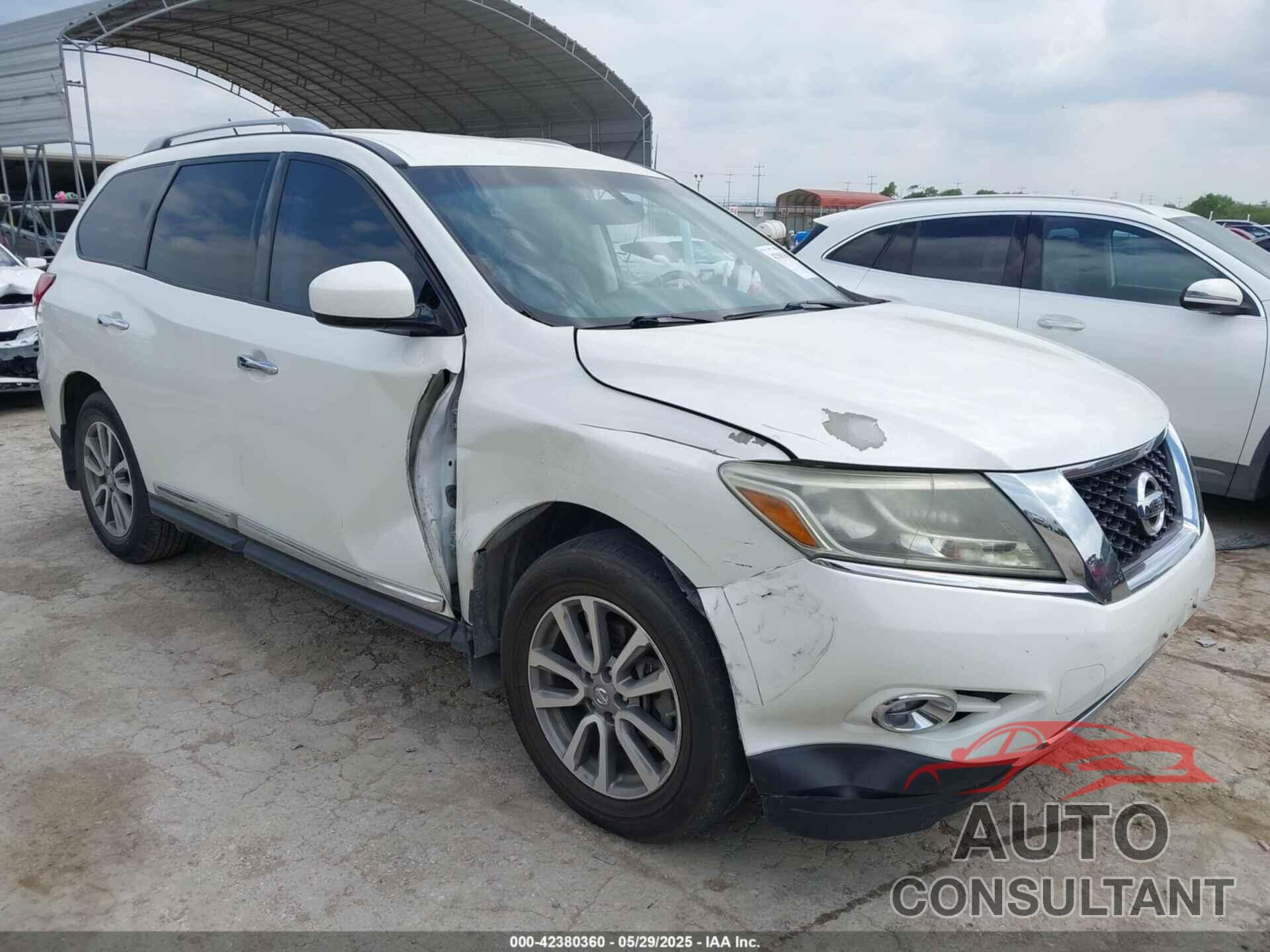 NISSAN PATHFINDER 2015 - 5N1AR2MN0FC702561