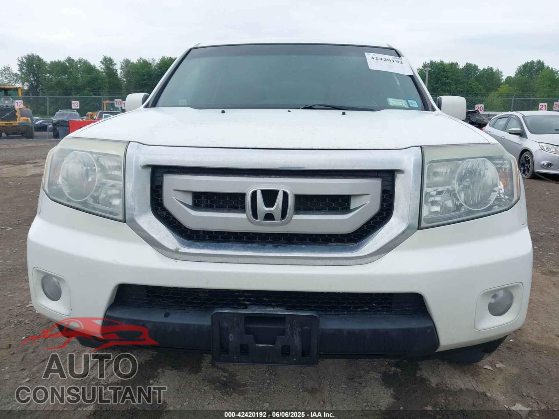 HONDA PILOT 2011 - 5FNYF4H78BB102273