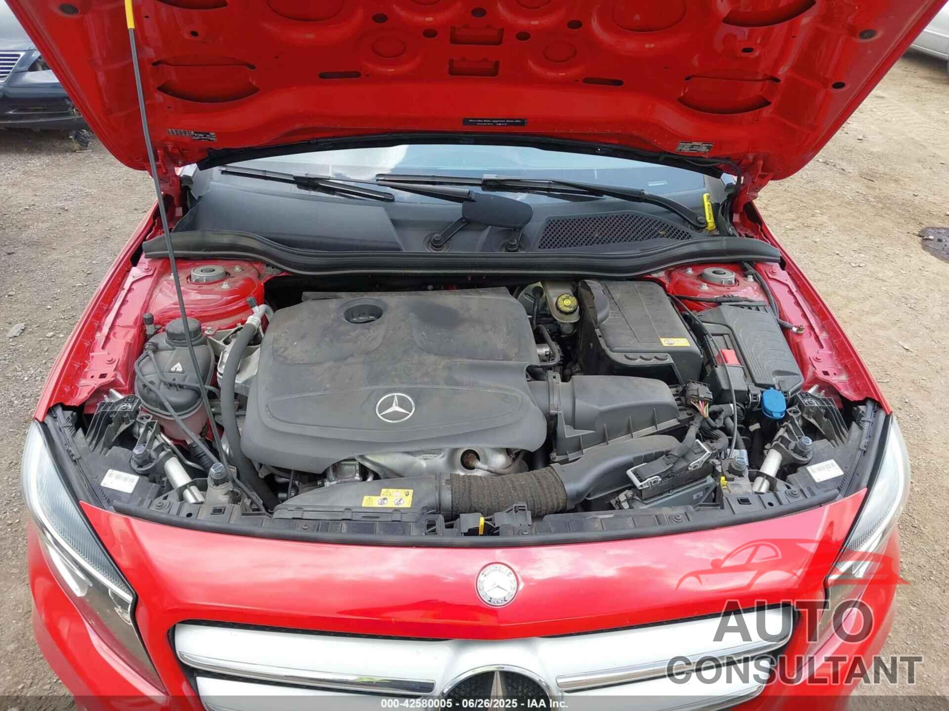 MERCEDES-BENZ GLA 250 2015 - WDCTG4GB9FJ178364