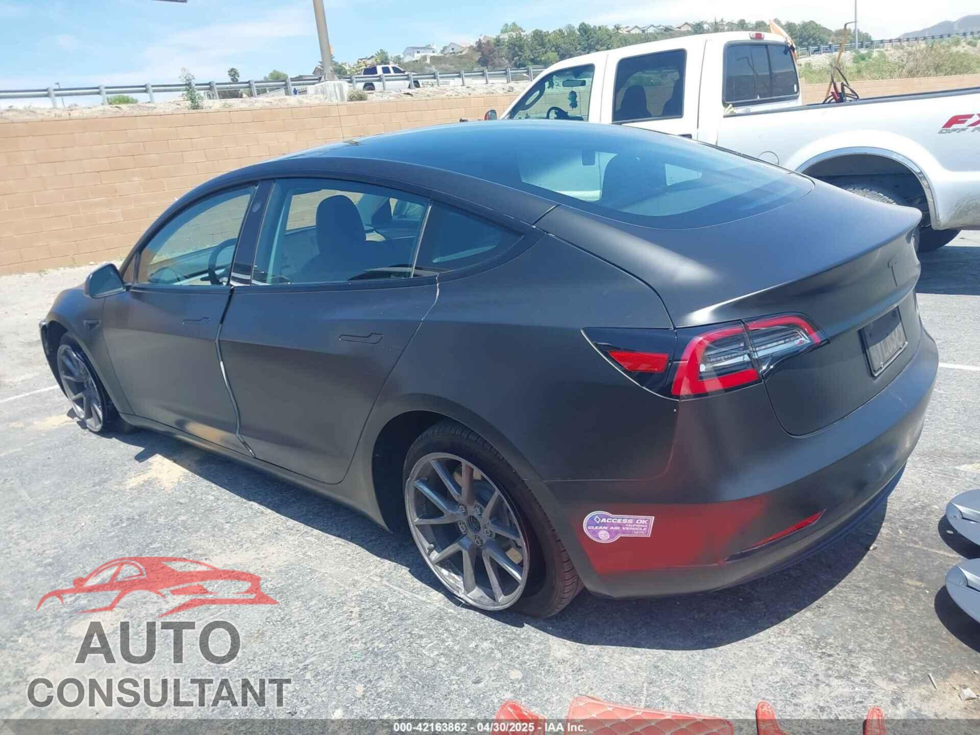 TESLA MODEL 3 2021 - 5YJ3E1EA1MF067610