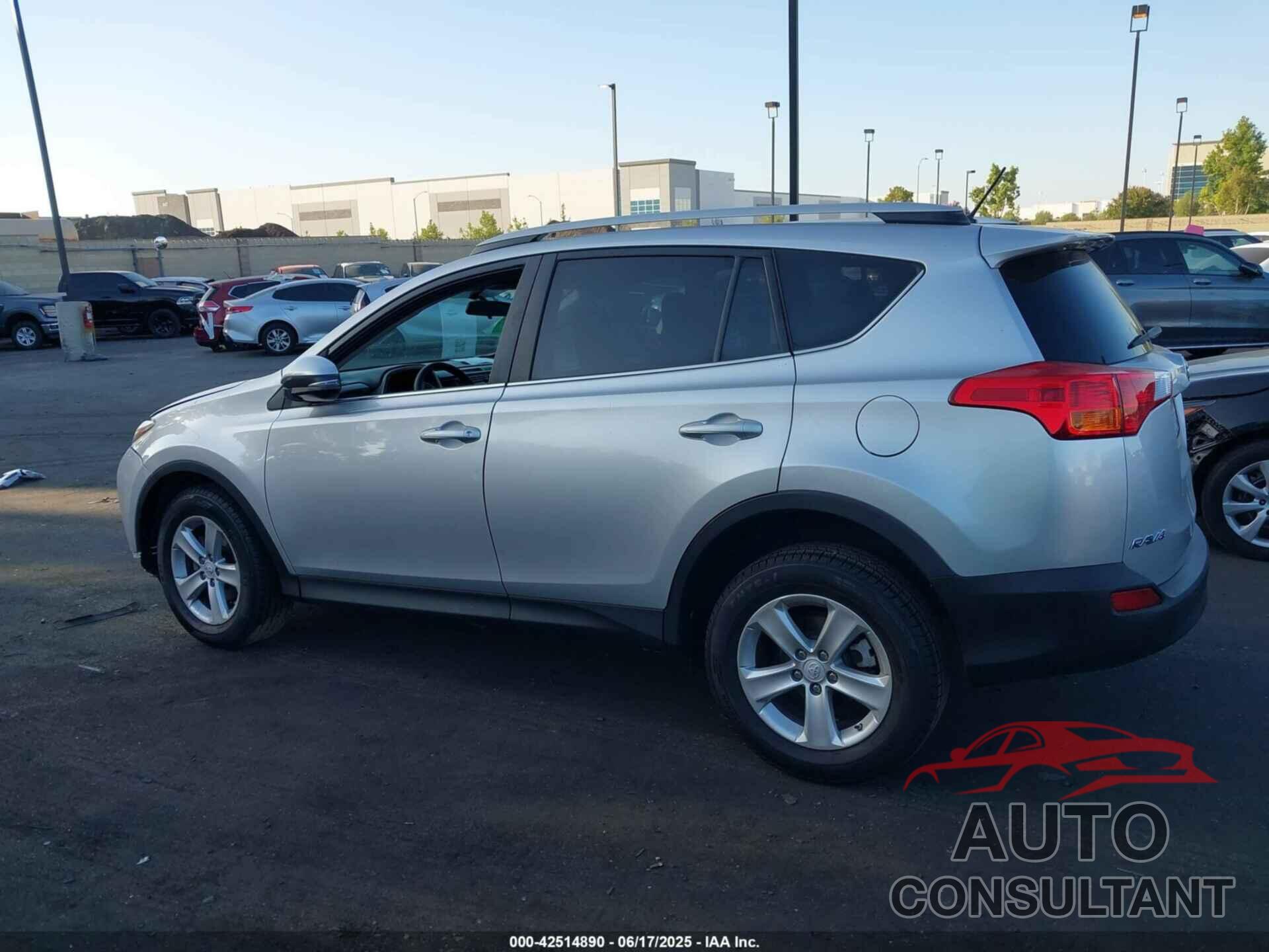 TOYOTA RAV4 2014 - 2T3WFREV0EW096460