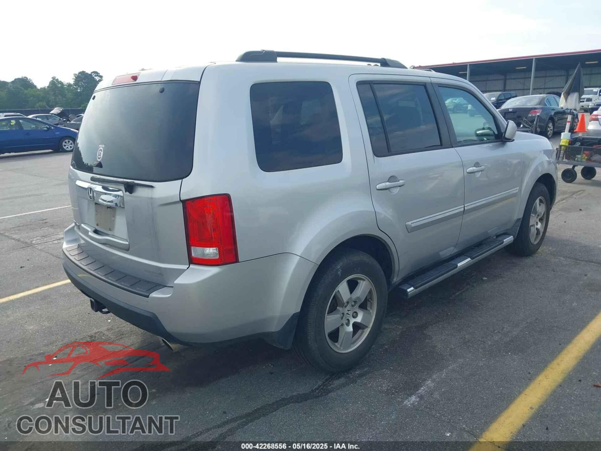 HONDA PILOT 2011 - 5FNYF3H5XBB005195