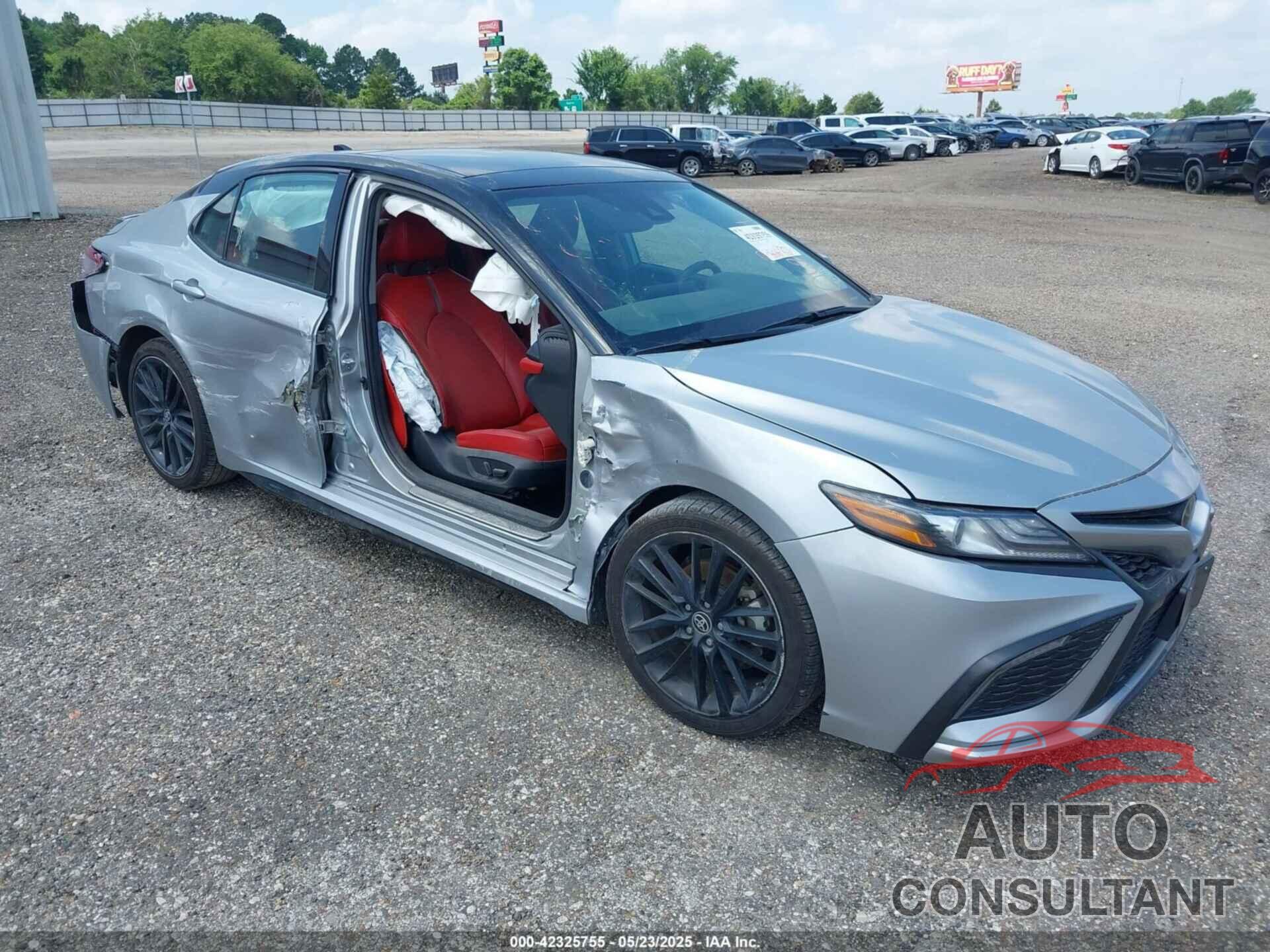TOYOTA CAMRY 2022 - 4T1K61AK0NU062314