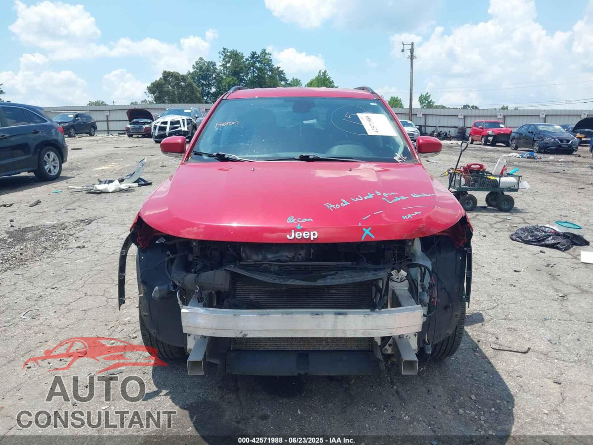JEEP COMPASS 2019 - 3C4NJCCB7KT802133