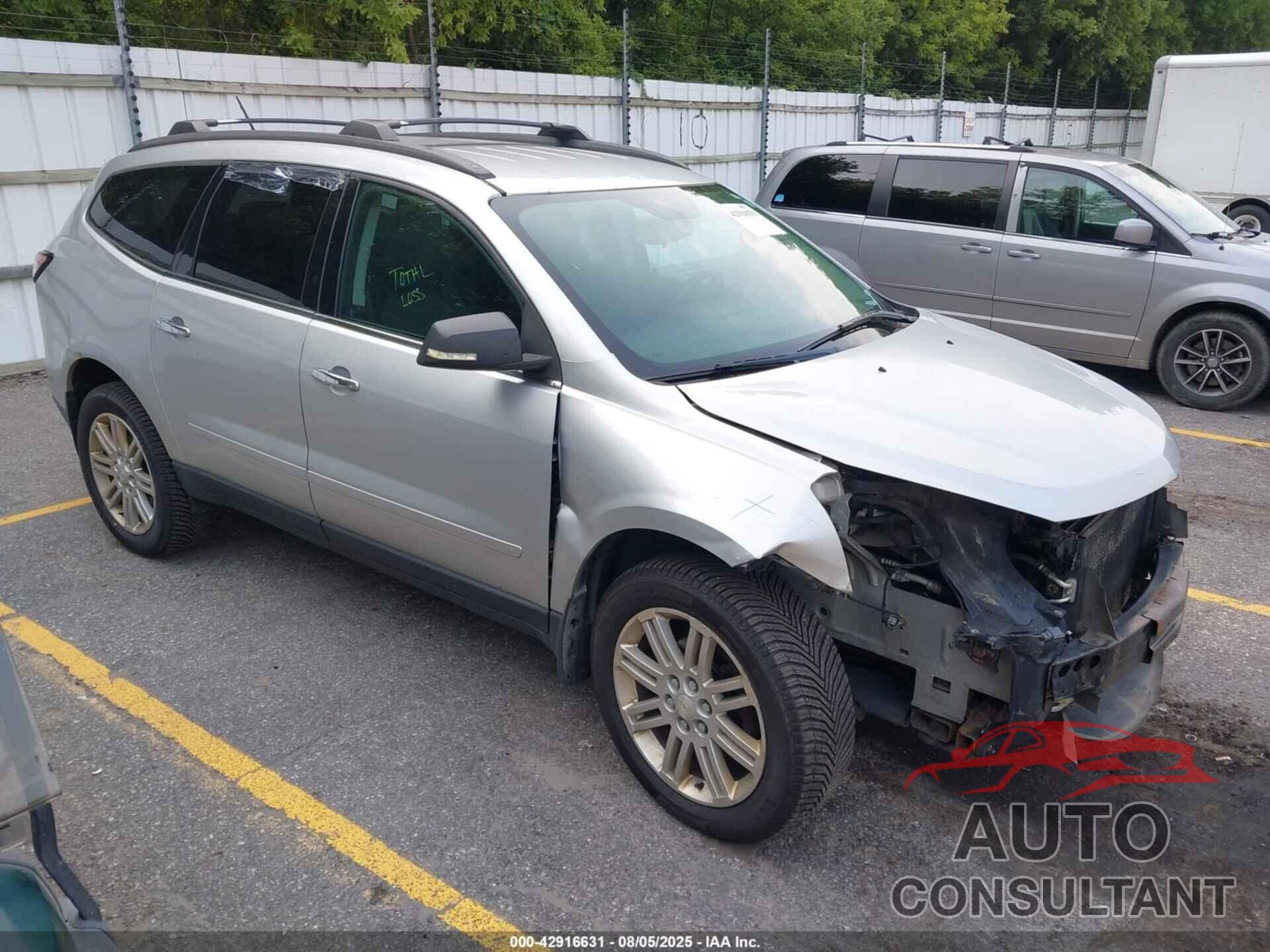 CHEVROLET TRAVERSE 2013 - 1GNKRGKD8DJ104301