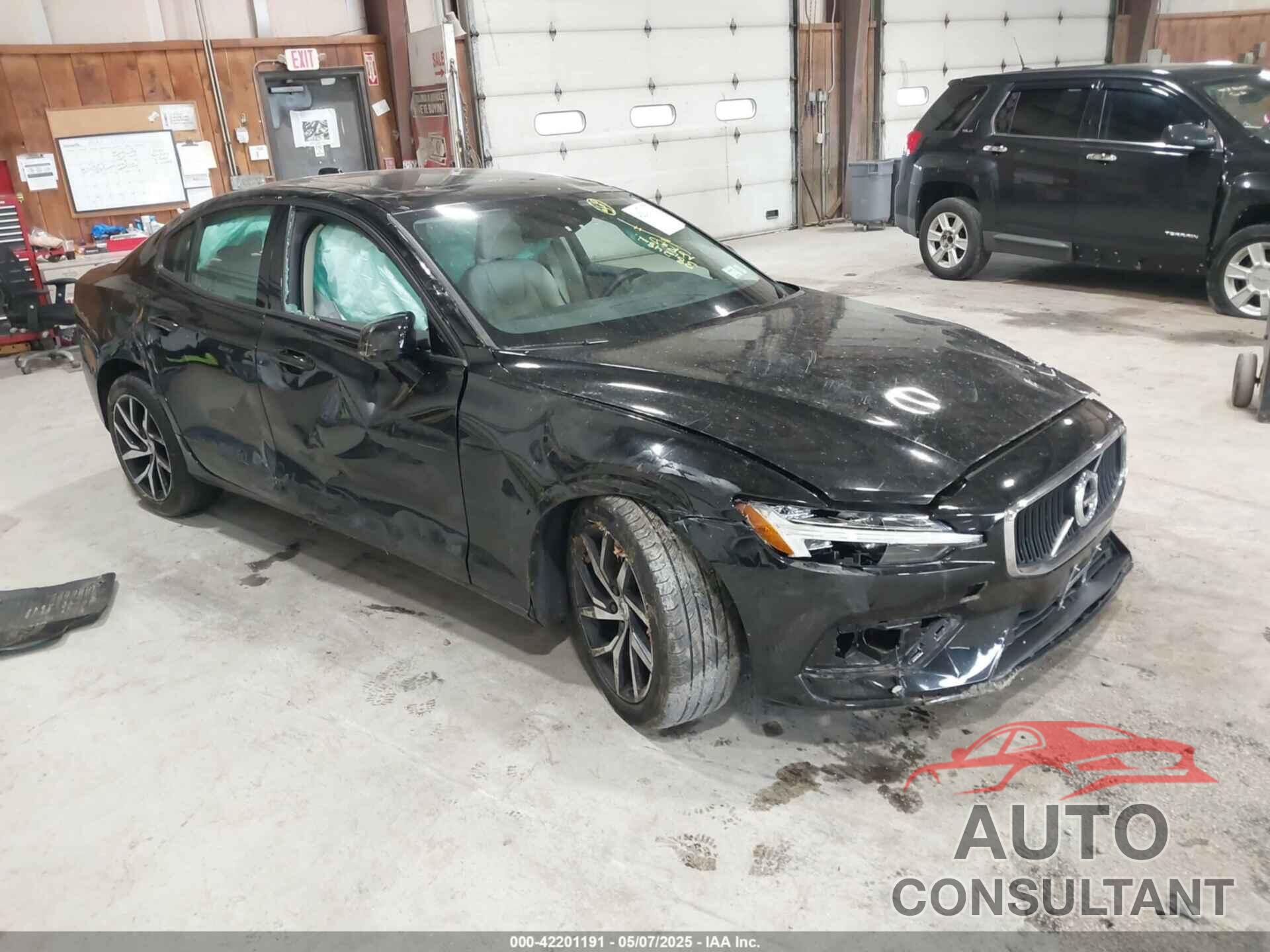 VOLVO S60 2020 - 7JRA22TK2LG037409