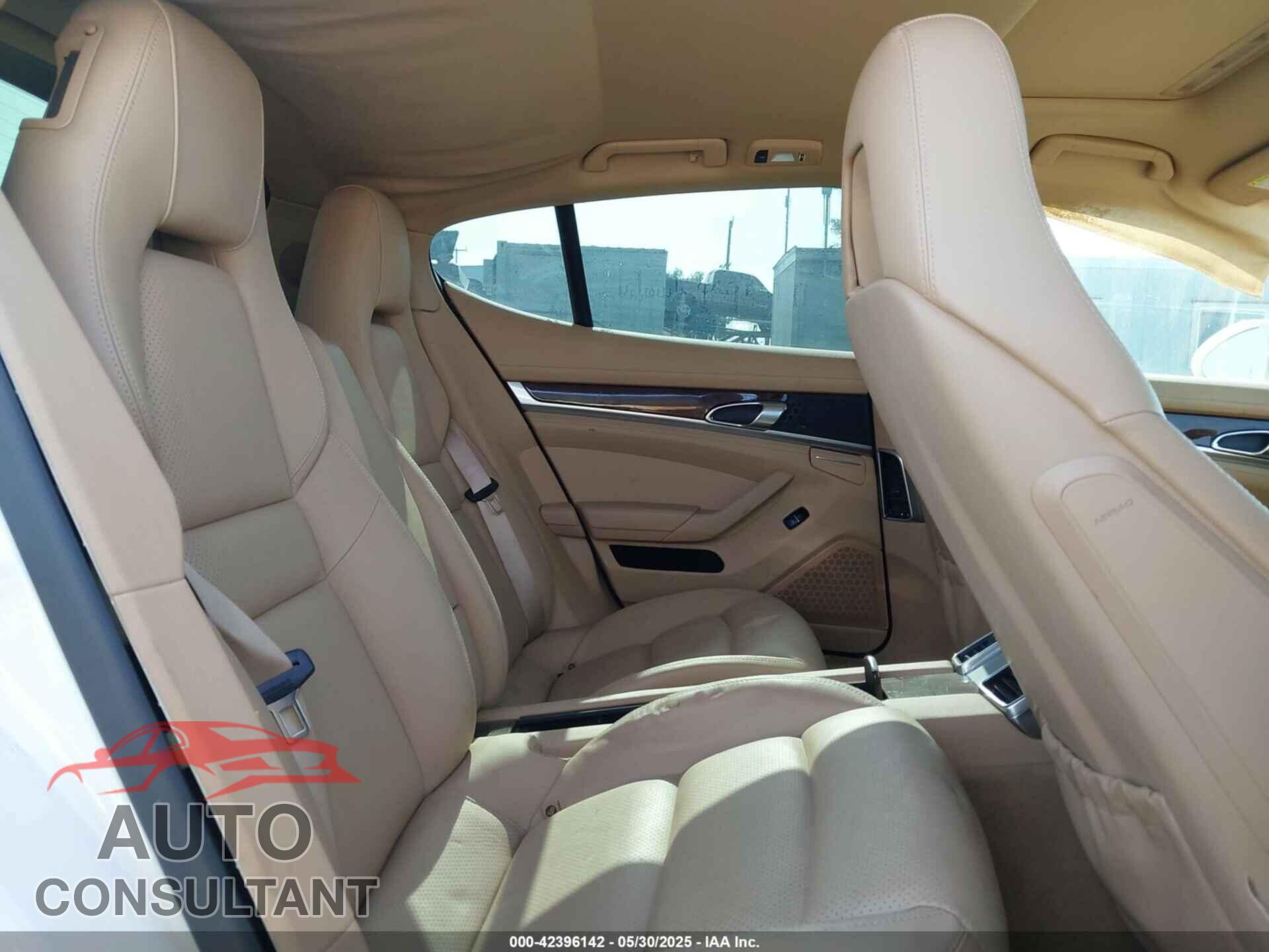 PORSCHE PANAMERA 2011 - WP0AA2A75BL010310