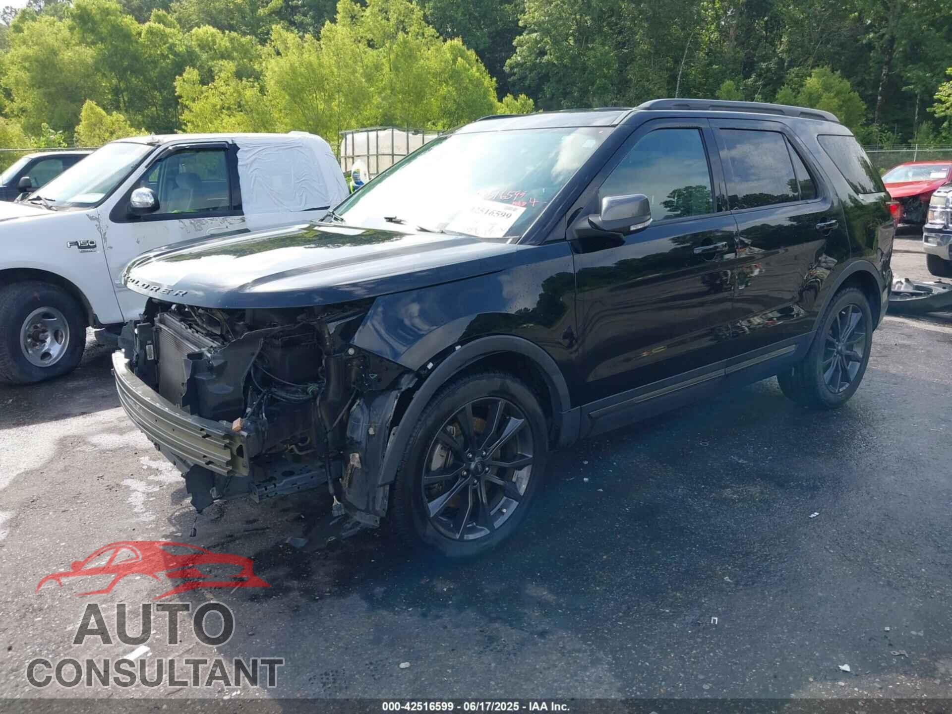FORD EXPLORER 2018 - 1FM5K7D82JGB75136