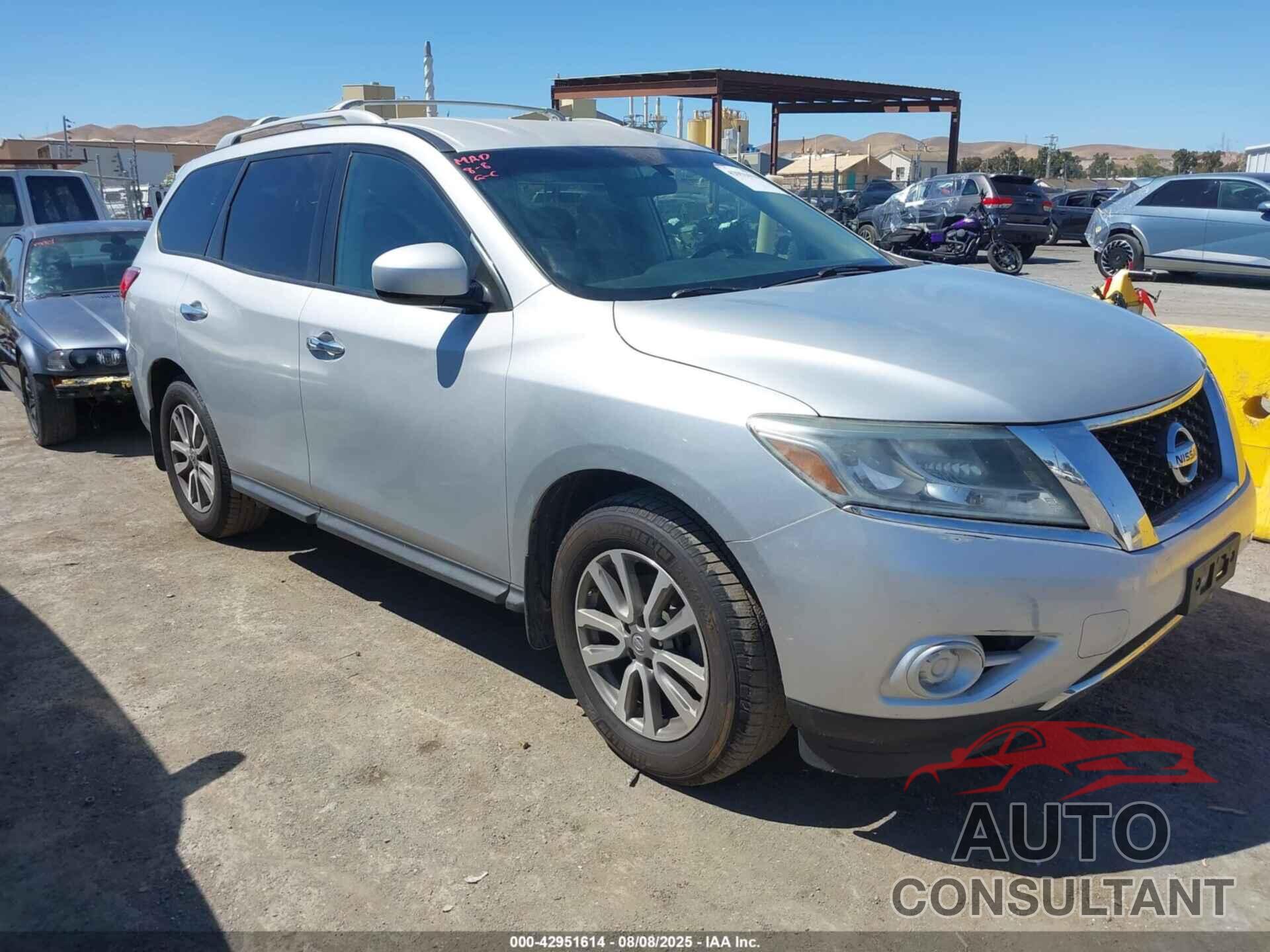 NISSAN PATHFINDER 2016 - 5N1AR2MNXGC607751