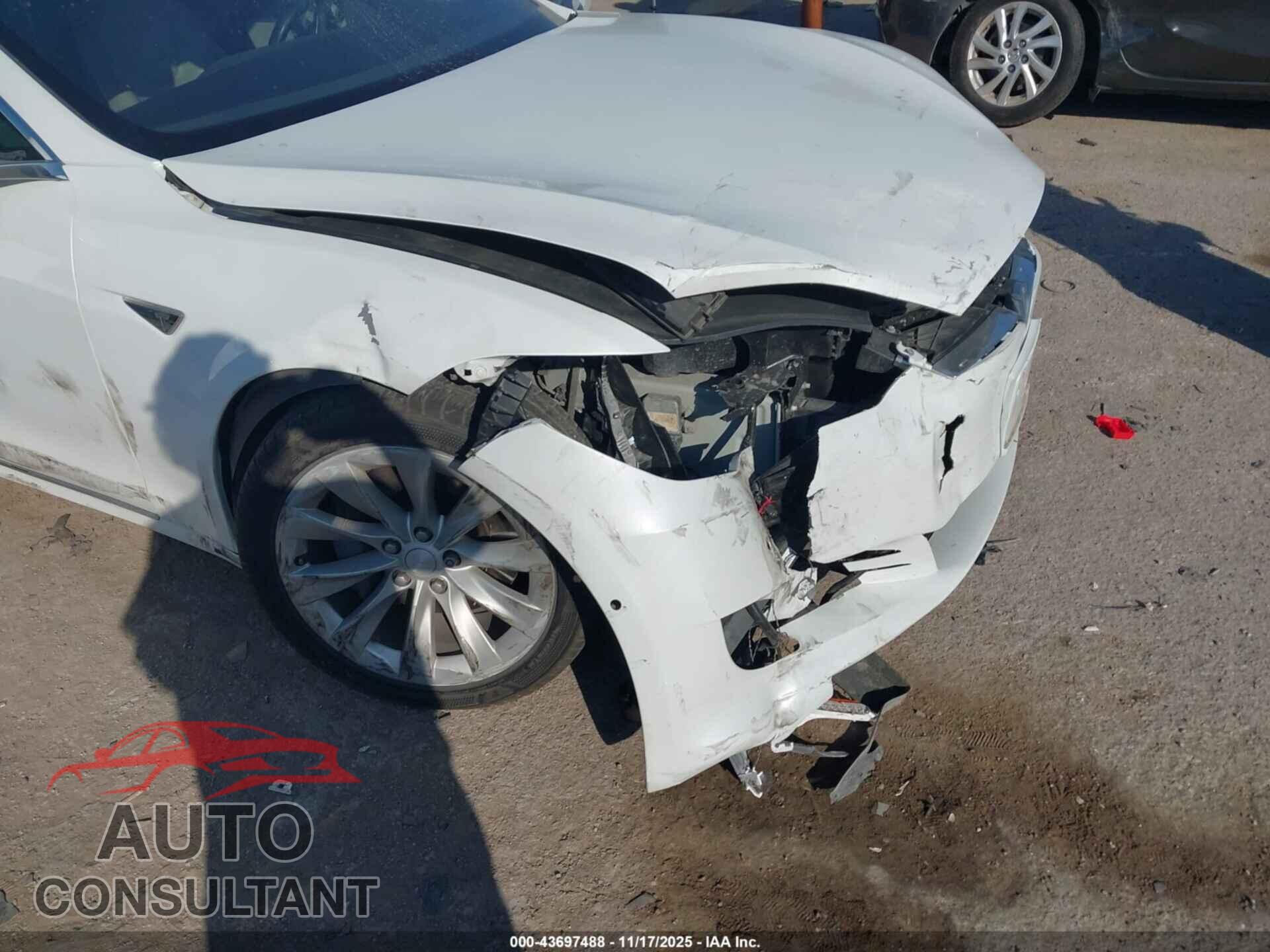 TESLA MODEL S 2016 - 5YJSA1E21GF146232