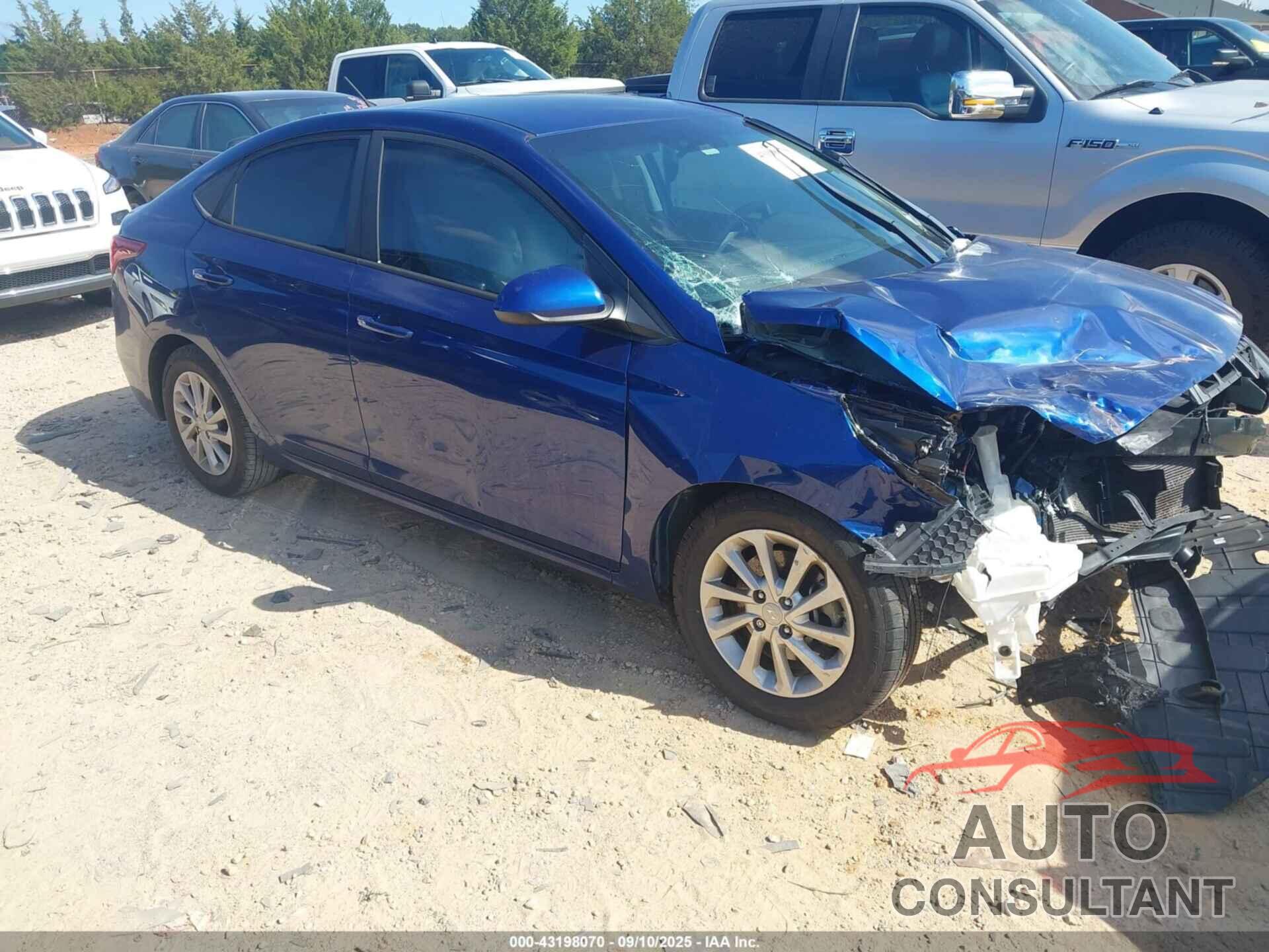HYUNDAI ACCENT 2018 - 3KPC24A31JE023674