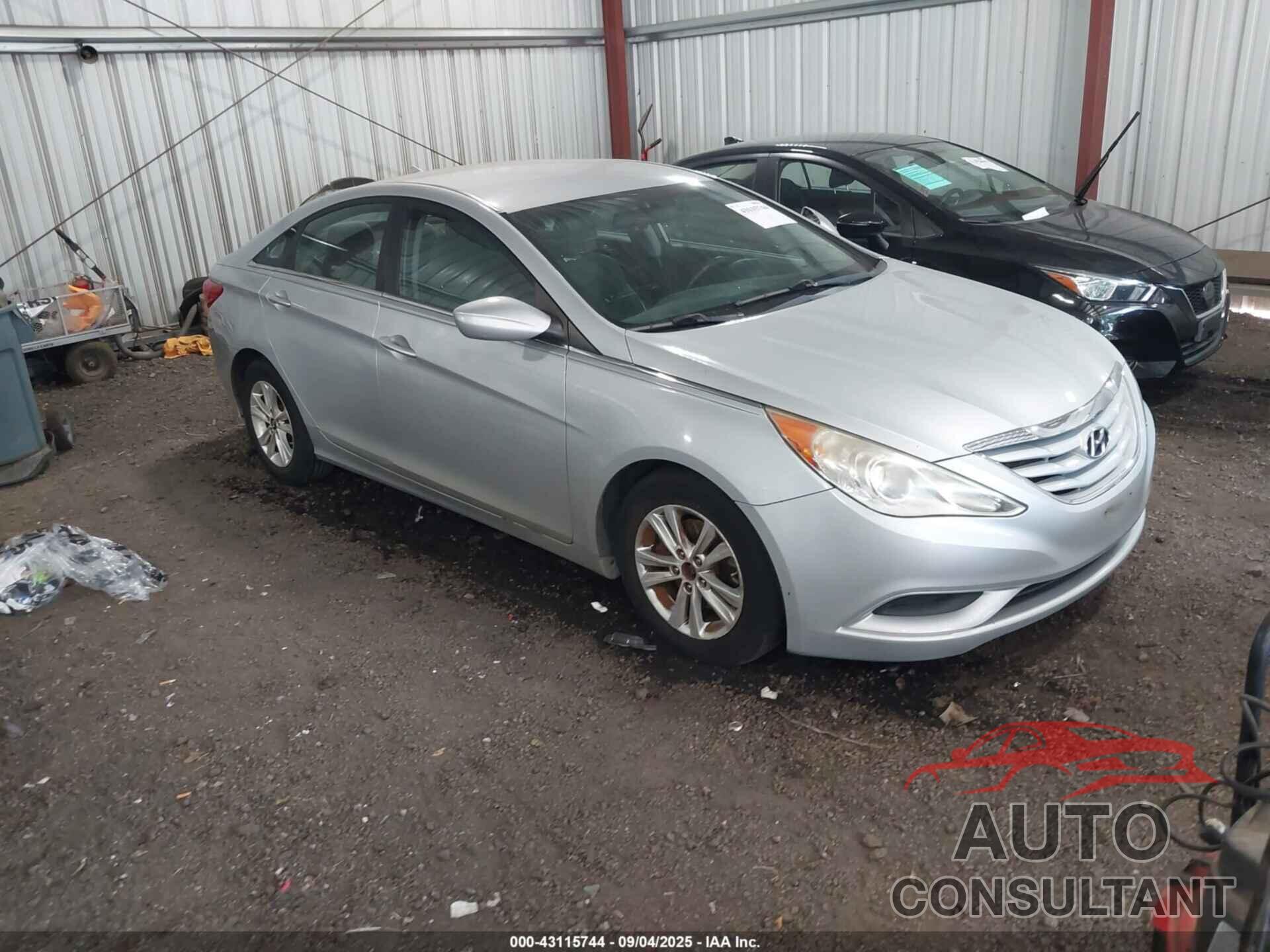HYUNDAI SONATA 2011 - 5NPEB4AC0BH041637