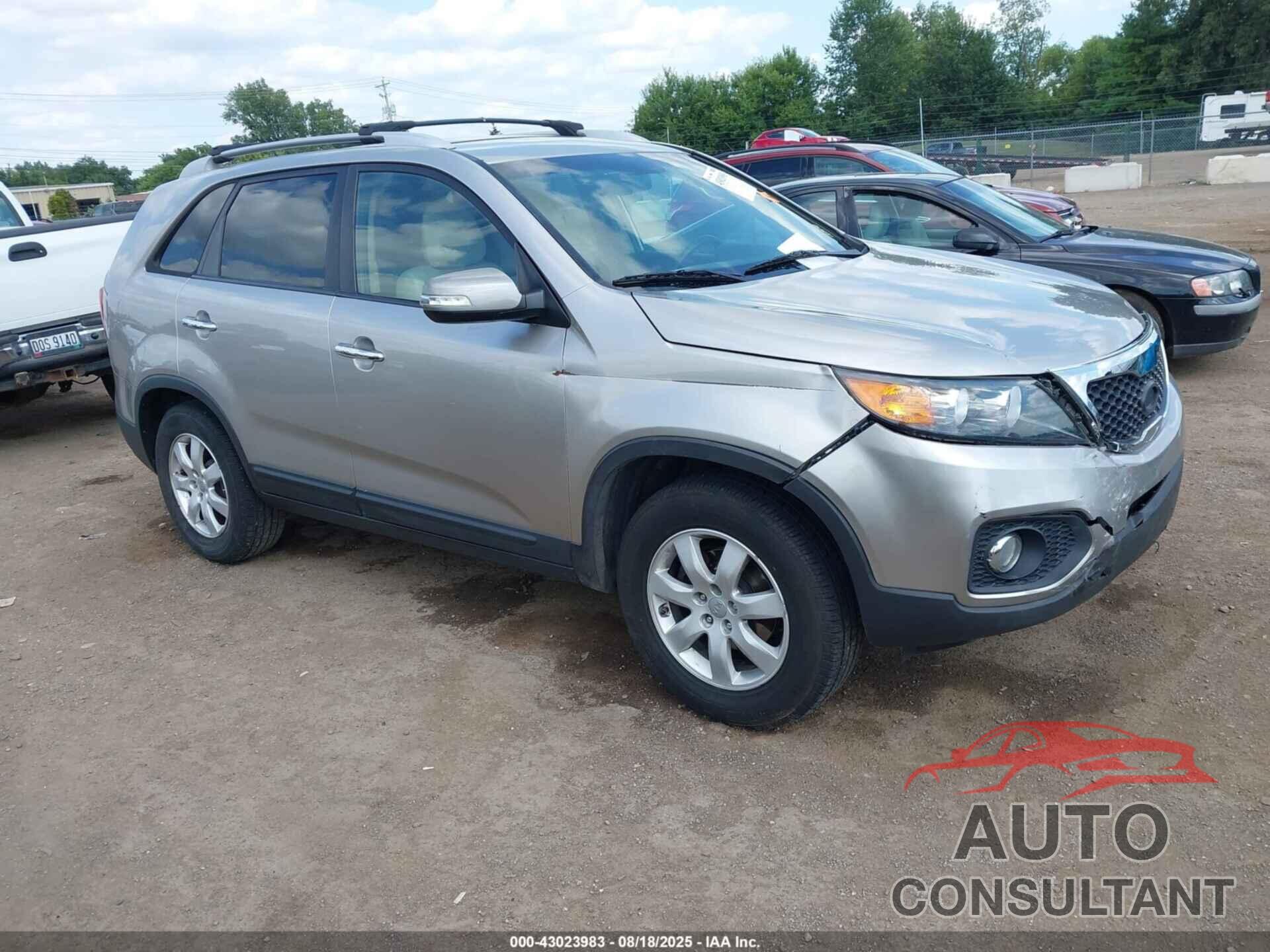 KIA SORENTO 2013 - 5XYKT3A65DG405940