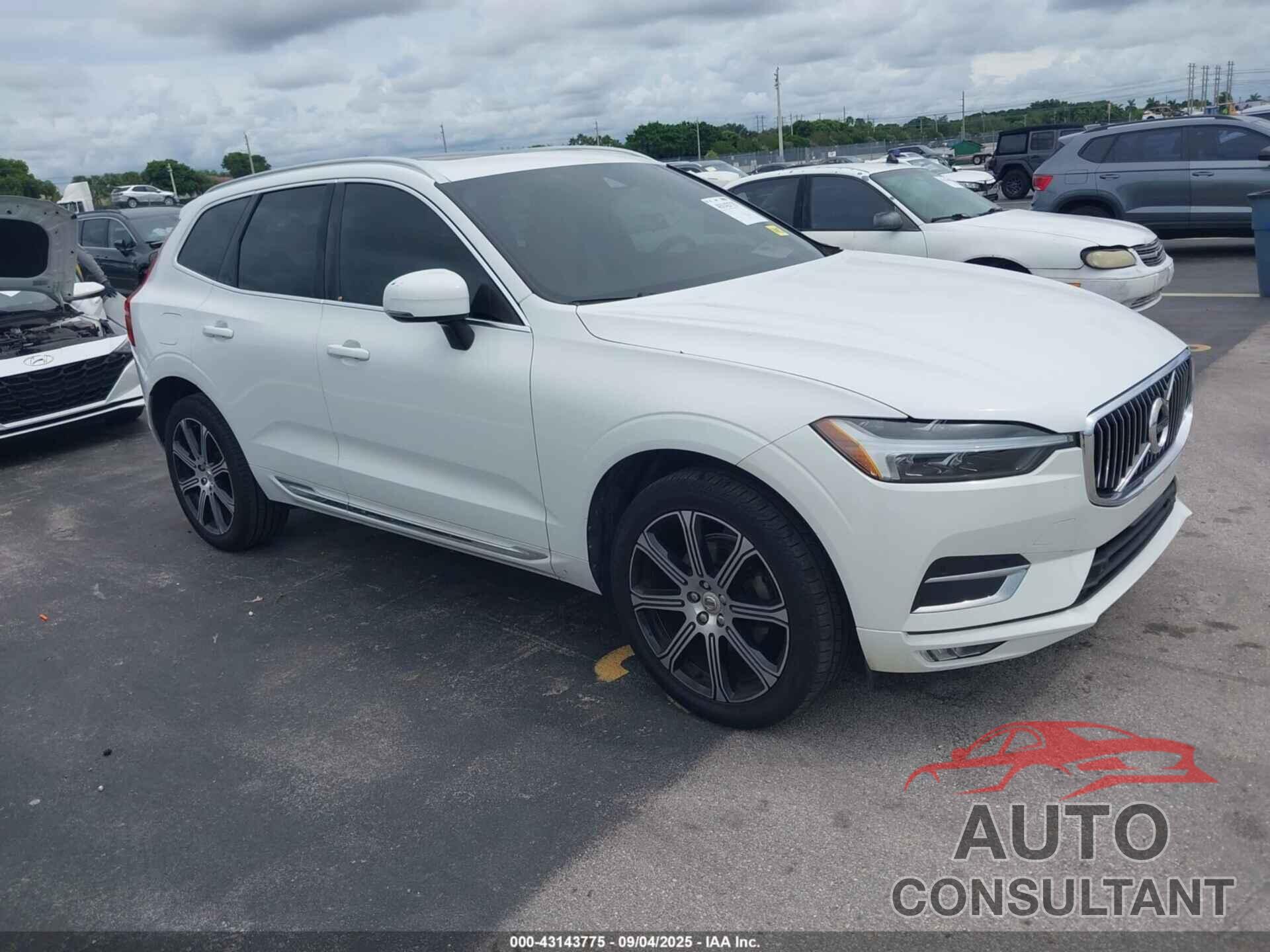 VOLVO XC60 2021 - YV4102DL5M1887032
