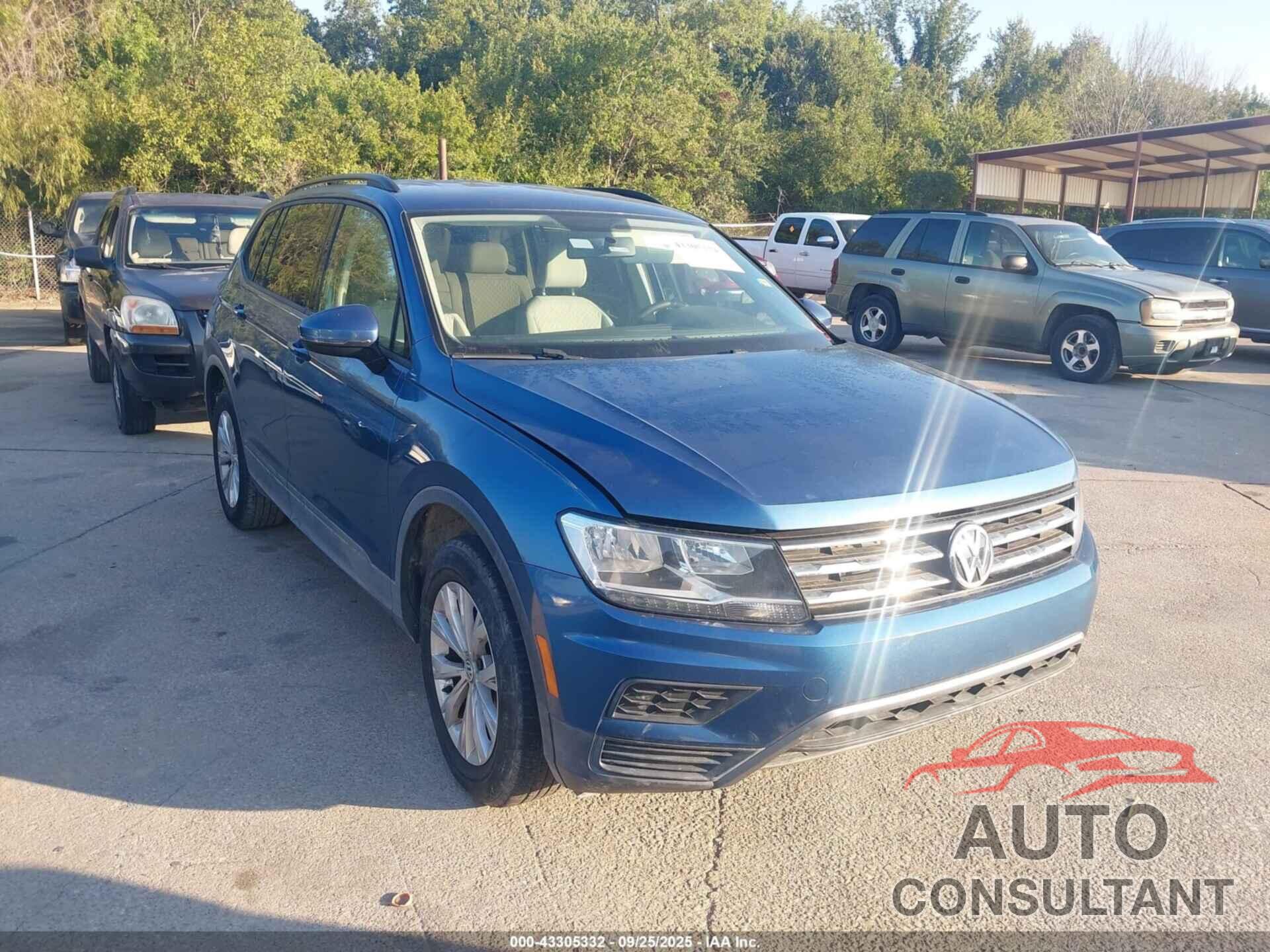 VOLKSWAGEN TIGUAN 2018 - 3VV1B7AX3JM096435