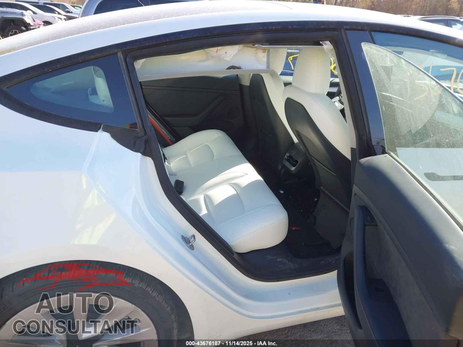 TESLA MODEL 3 2023 - 5YJ3E1EBXPF621305