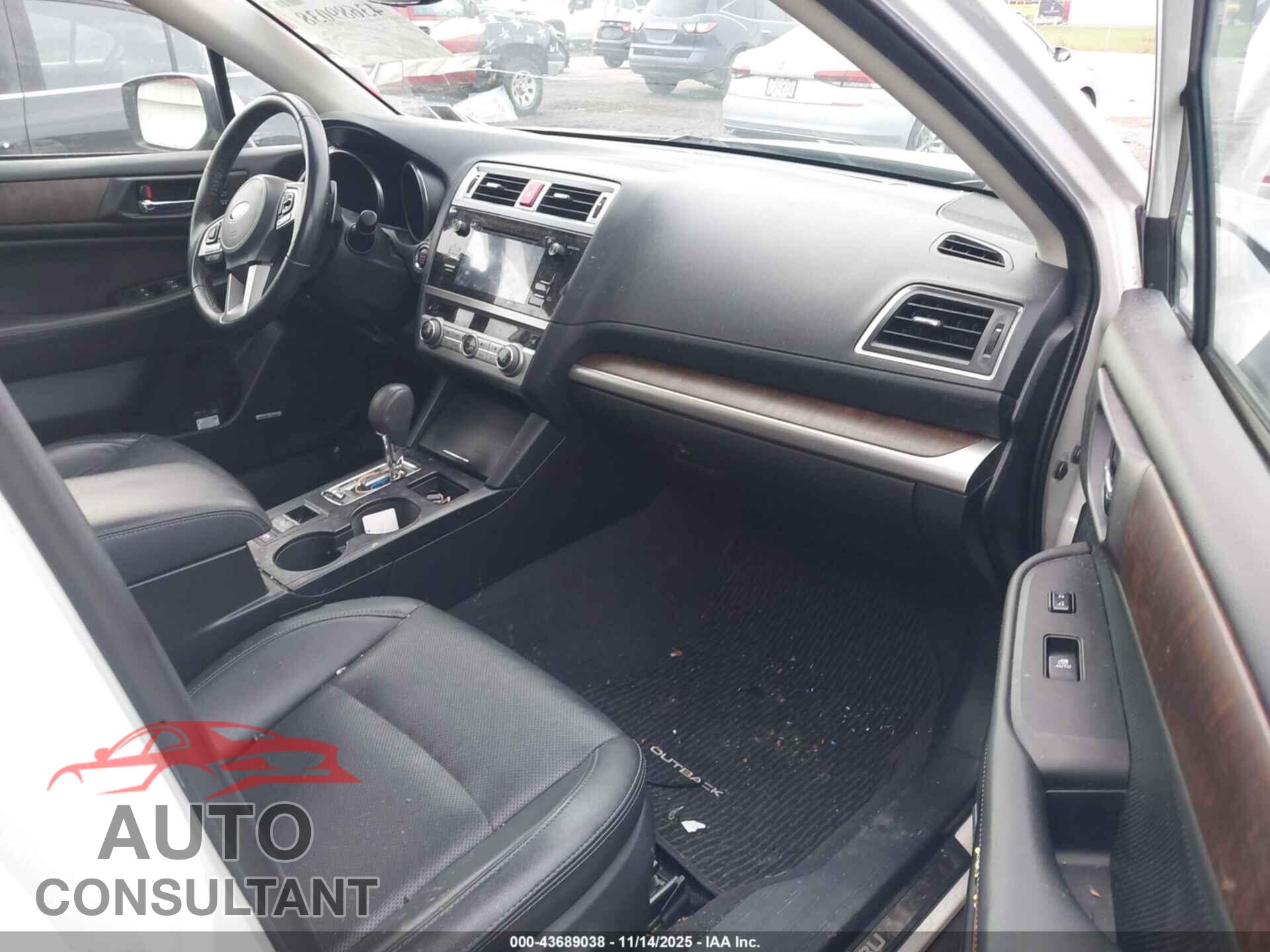 SUBARU OUTBACK 2017 - 4S4BSENC8H3238056