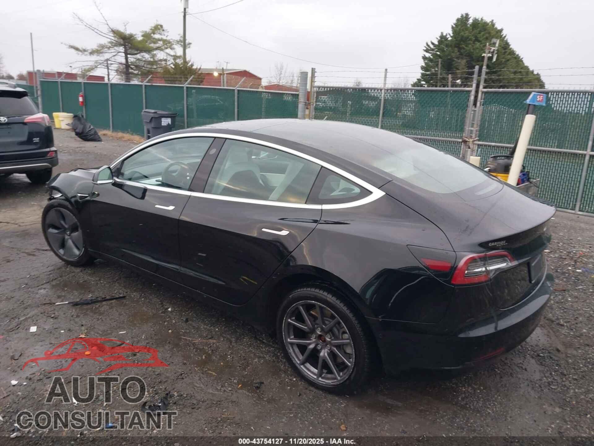 TESLA MODEL 3 2019 - 5YJ3E1EA5KF413025