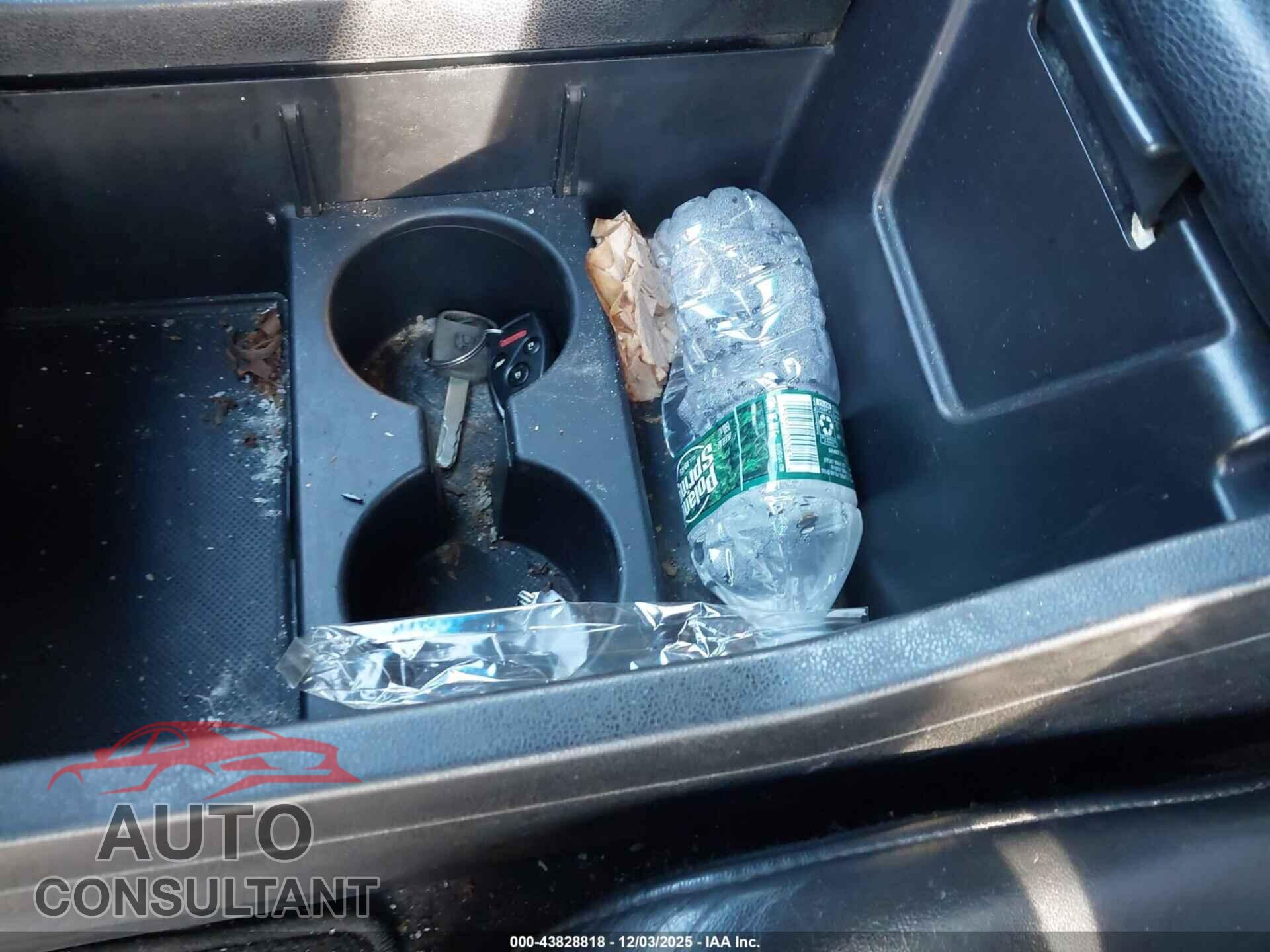 HONDA PILOT 2011 - 5FNYF4H65BB034232