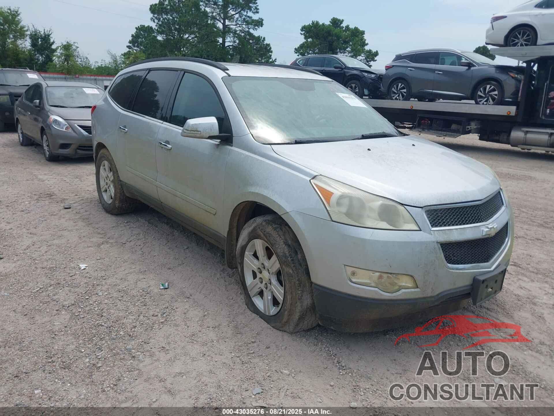 CHEVROLET TRAVERSE 2011 - 1GNKVGED0BJ281221