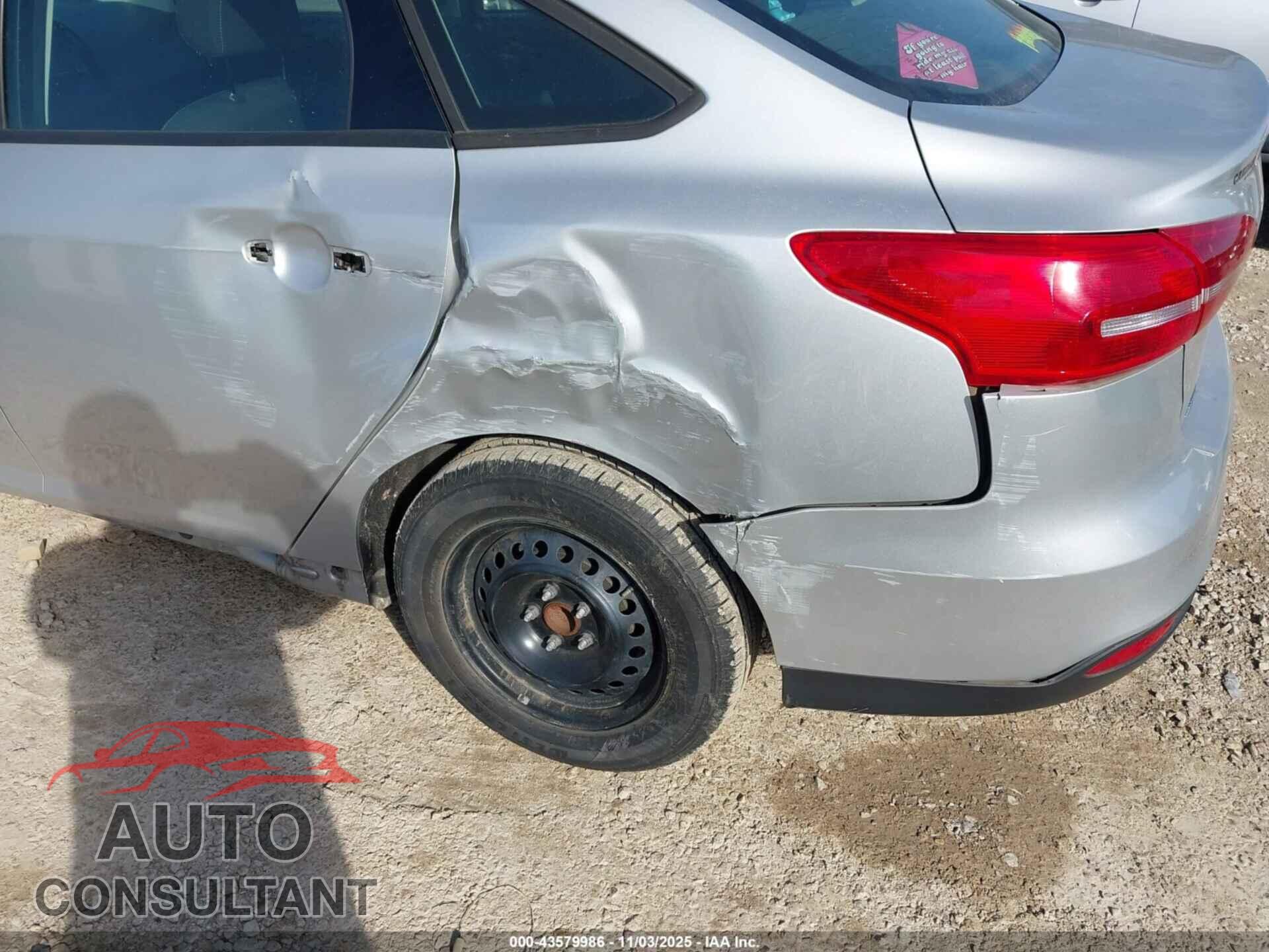 FORD FOCUS 2017 - 1FADP3E21HL337883