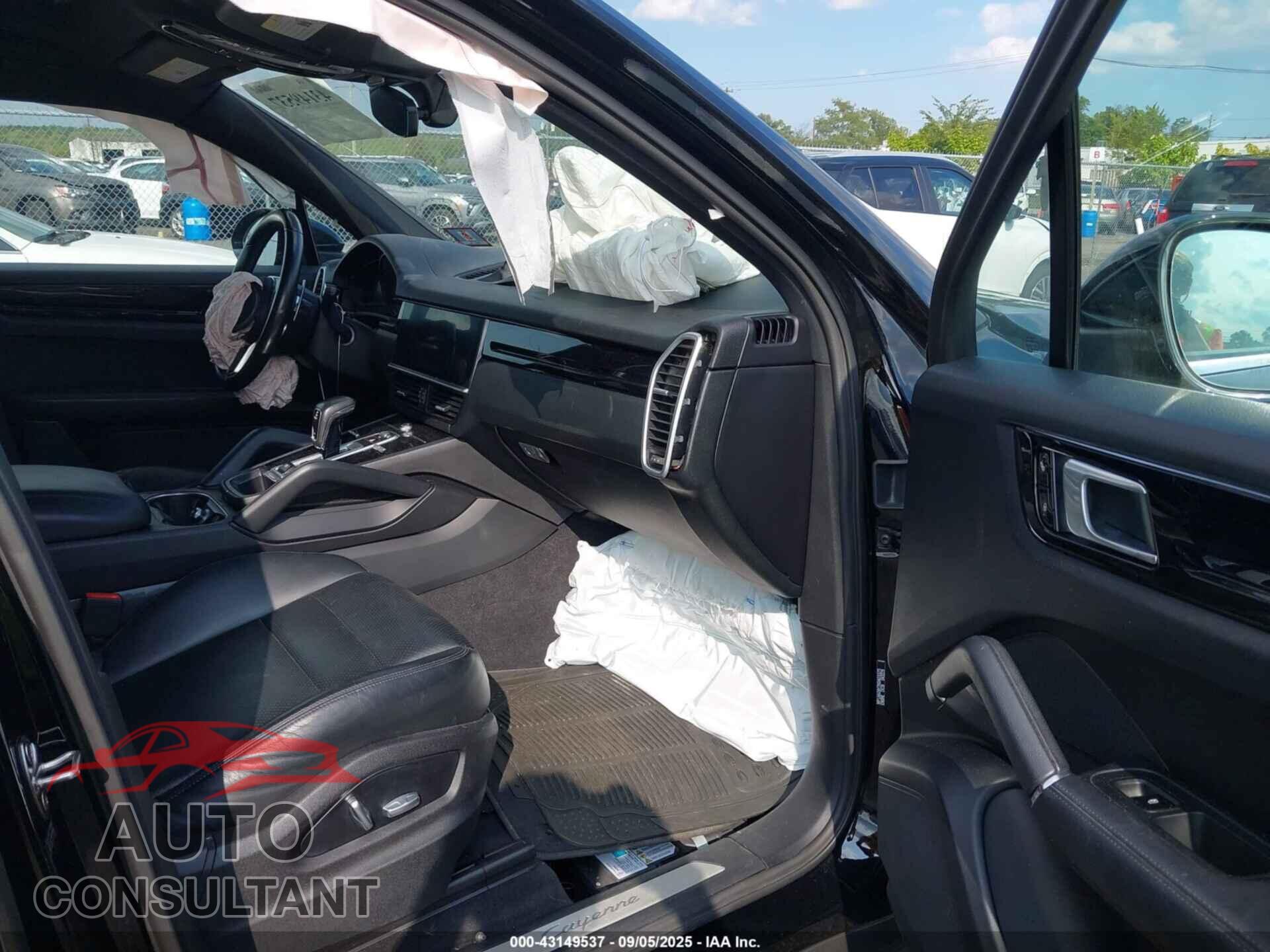 PORSCHE CAYENNE 2019 - WP1AA2AY7KDA03375
