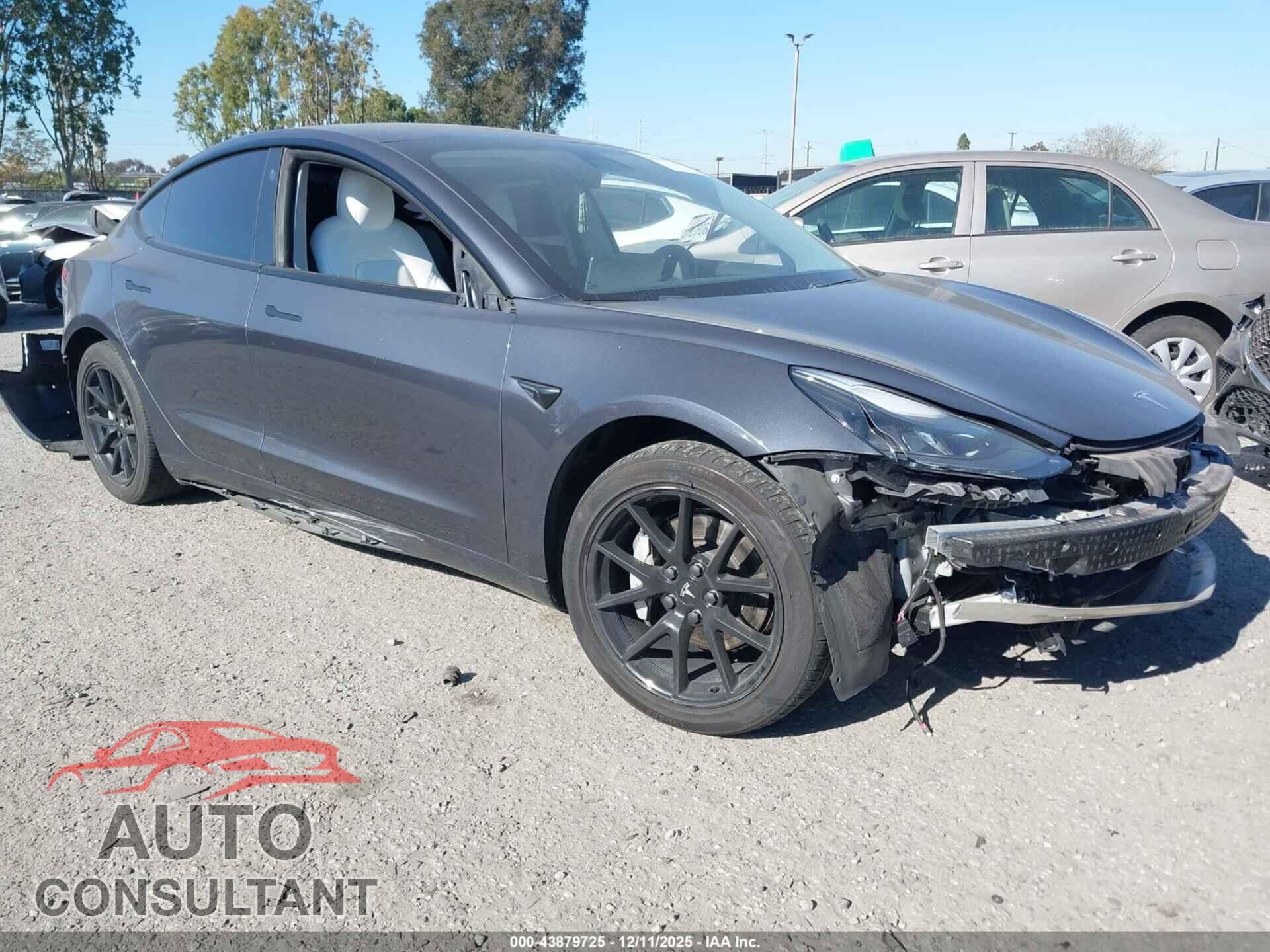 TESLA MODEL 3 2021 - 5YJ3E1EA8MF080760