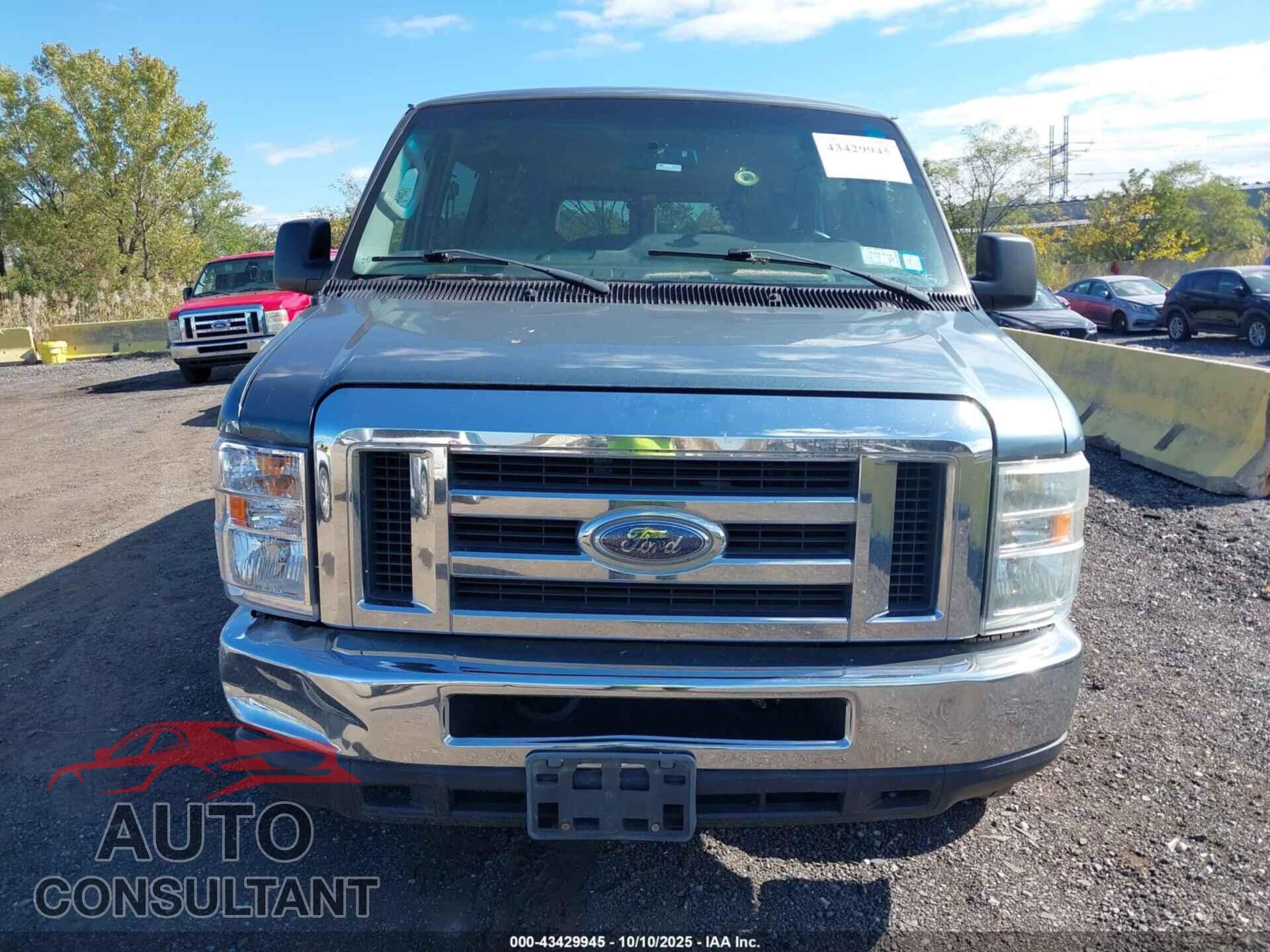 FORD E-350 SUPER DUTY 2013 - 1FBNE3BL5DDB25899