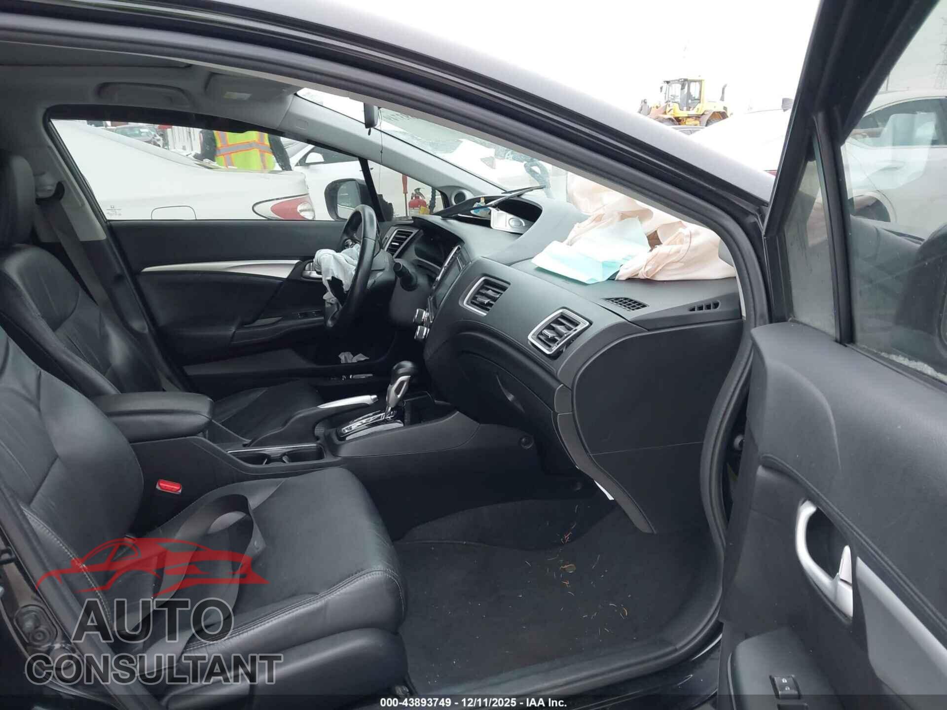 HONDA CIVIC 2015 - 19XFB2F97FE017111