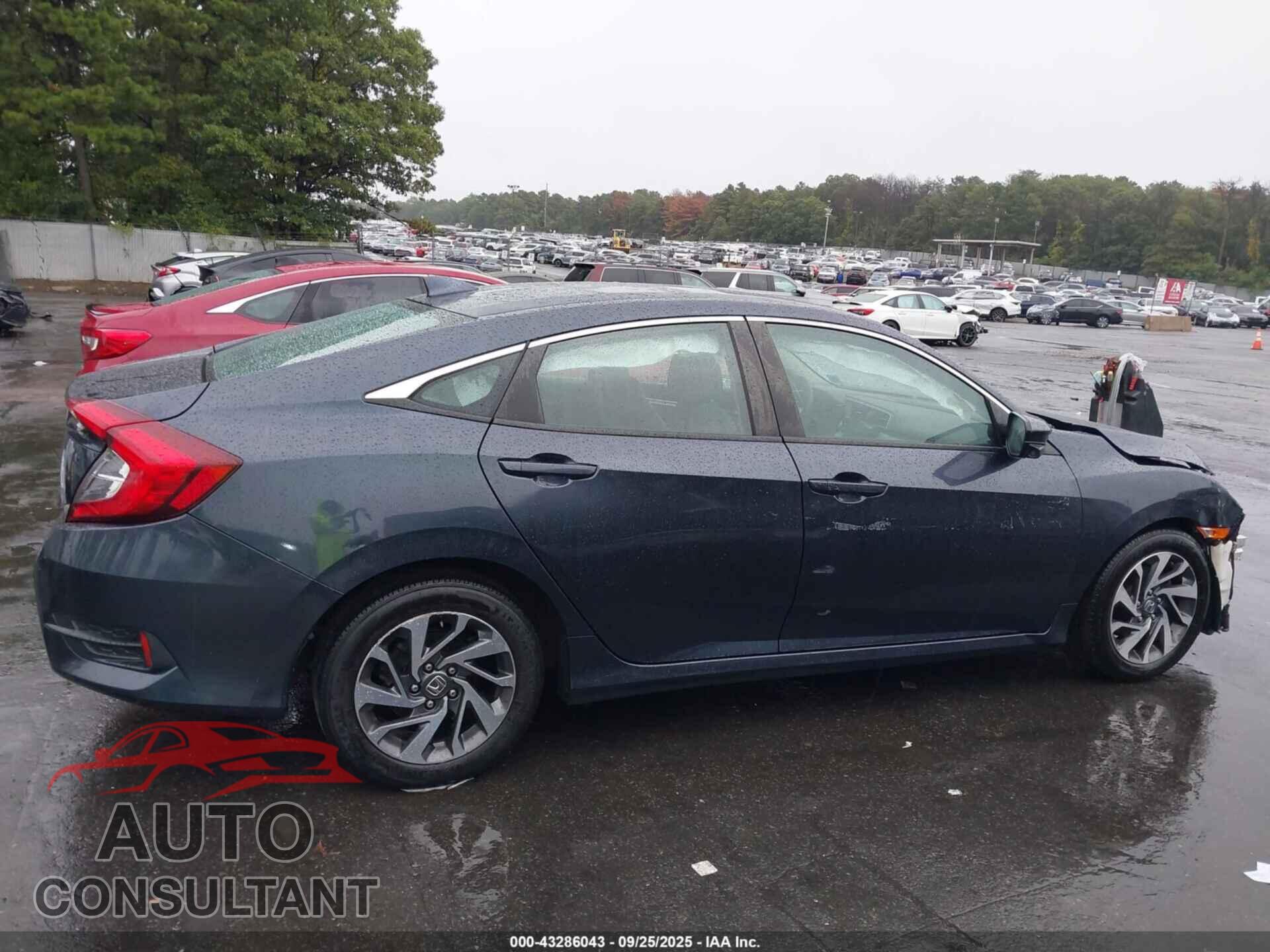 HONDA CIVIC 2017 - 2HGFC2F78HH555451