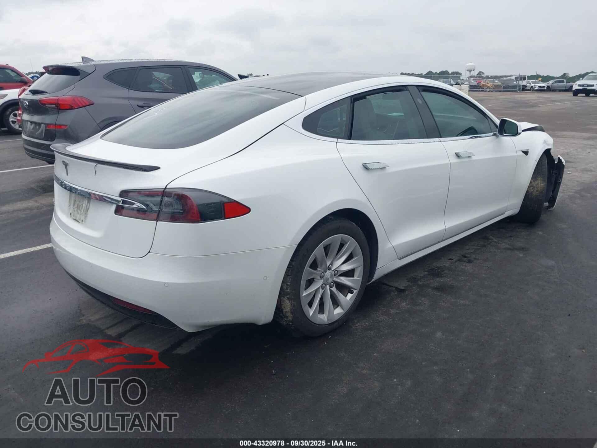 TESLA MODEL S 2017 - 5YJSA1E16HF178893
