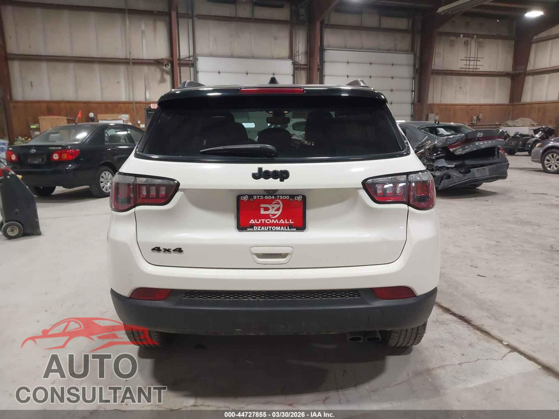 JEEP COMPASS 2019 - 3C4NJDBB0KT796098