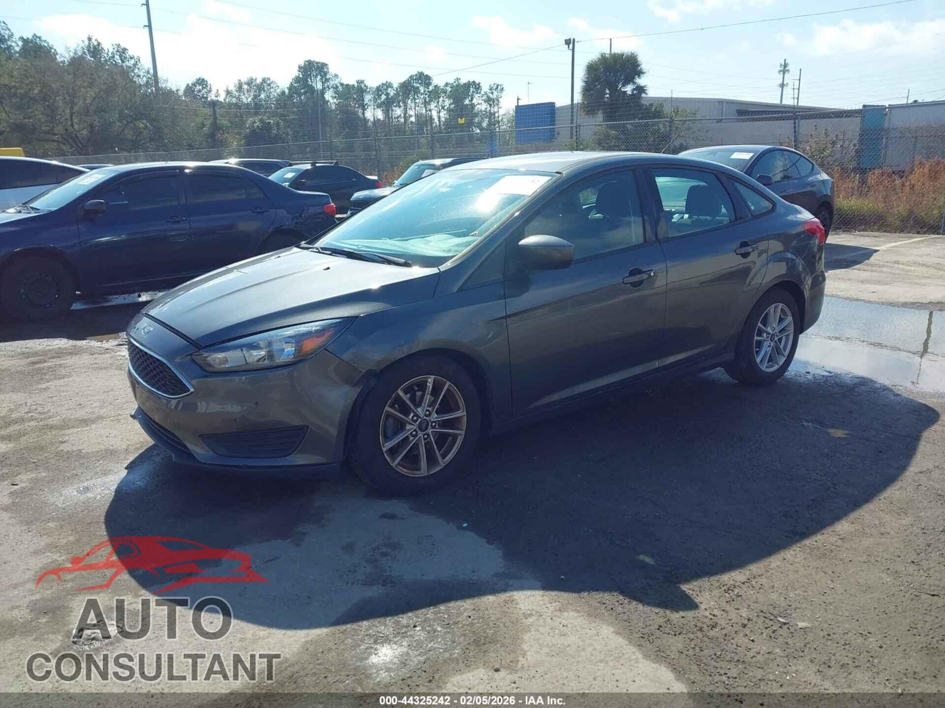 FORD FOCUS 2018 - 1FADP3F29JL329003