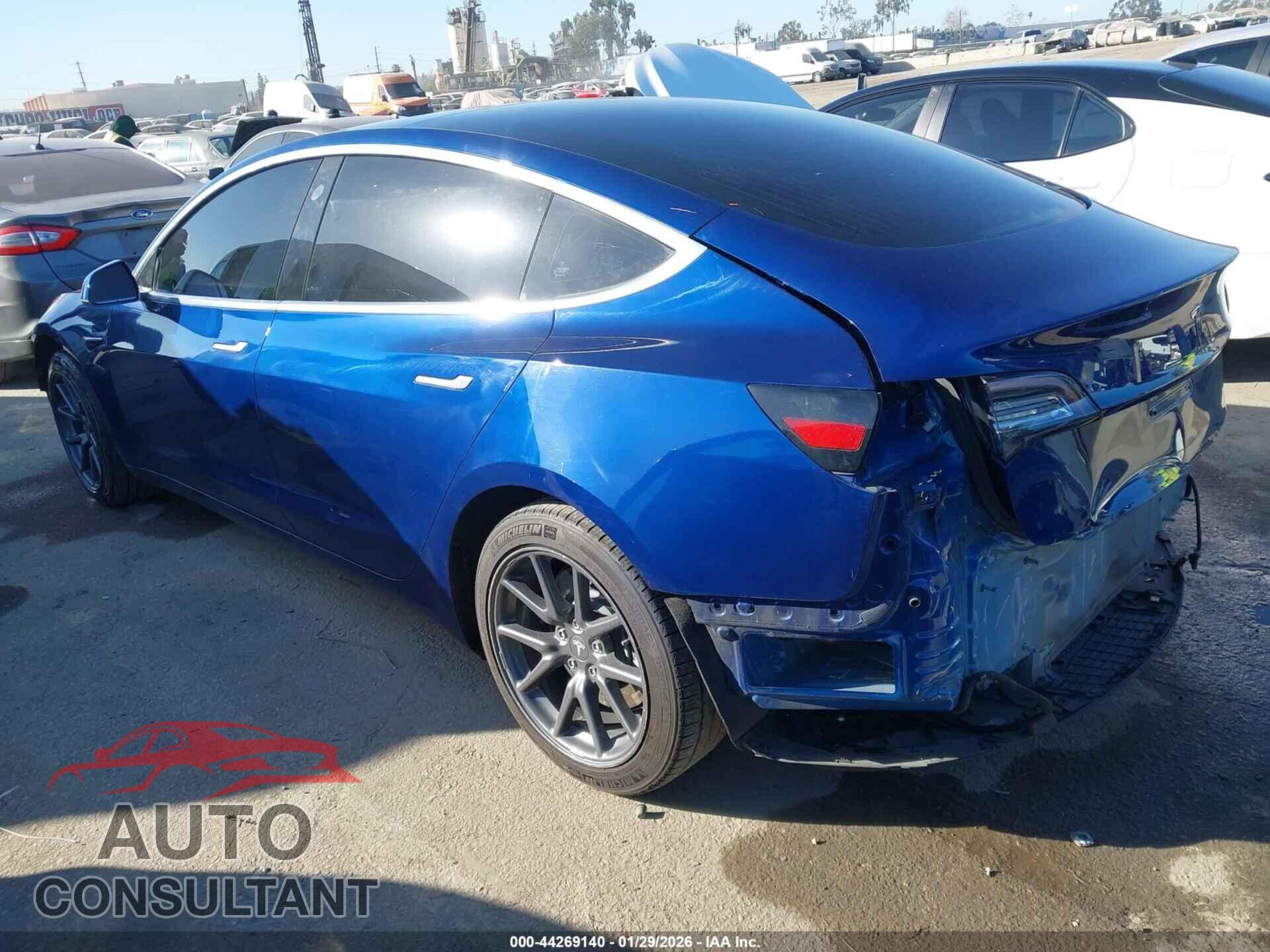 TESLA MODEL 3 2020 - 5YJ3E1EAXLF612024