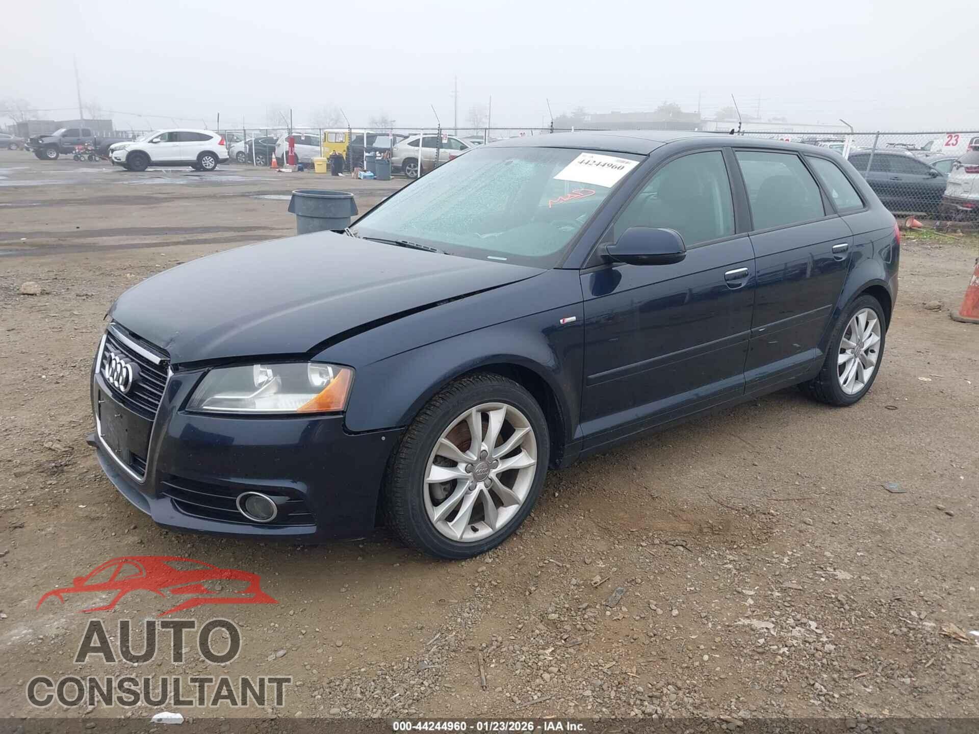 AUDI A3 2012 - WAUBEAFM6CA105406