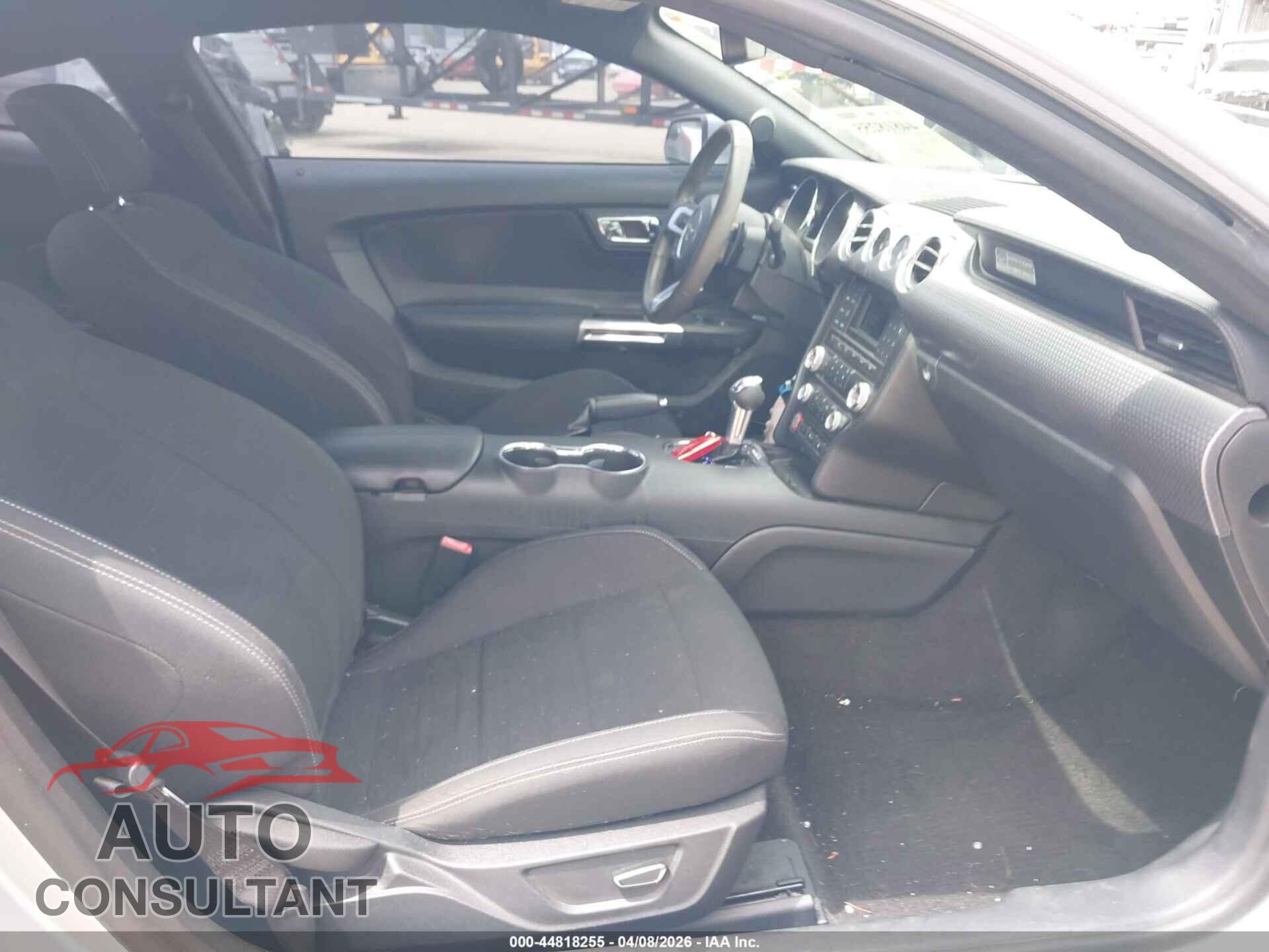 FORD MUSTANG 2015 - 1FA6P8TH4F5433196