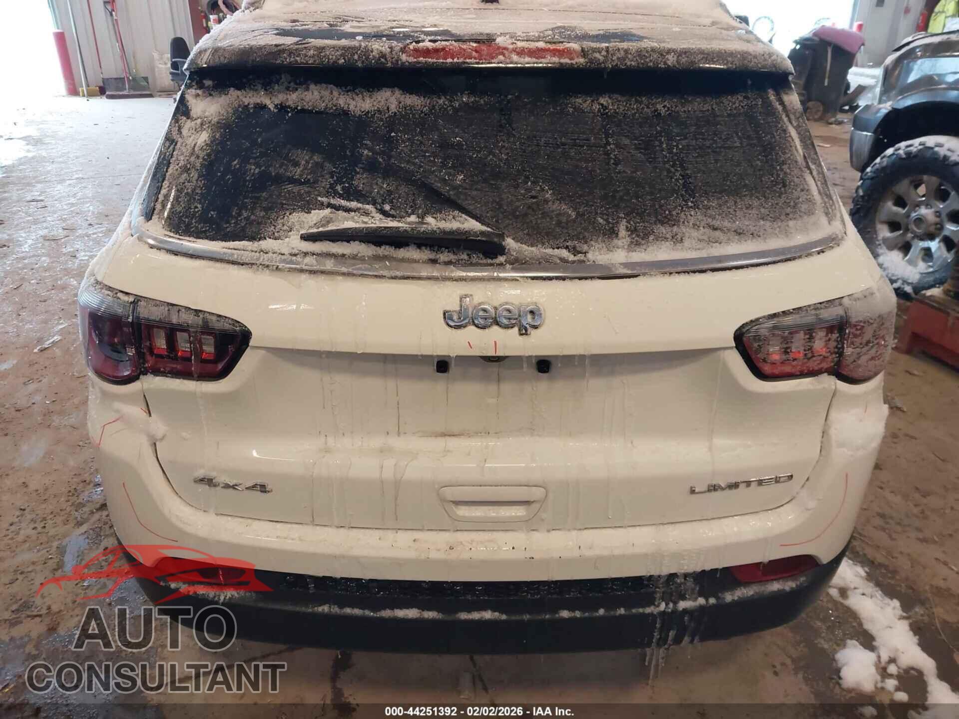 JEEP COMPASS 2019 - 3C4NJDCB2KT657007