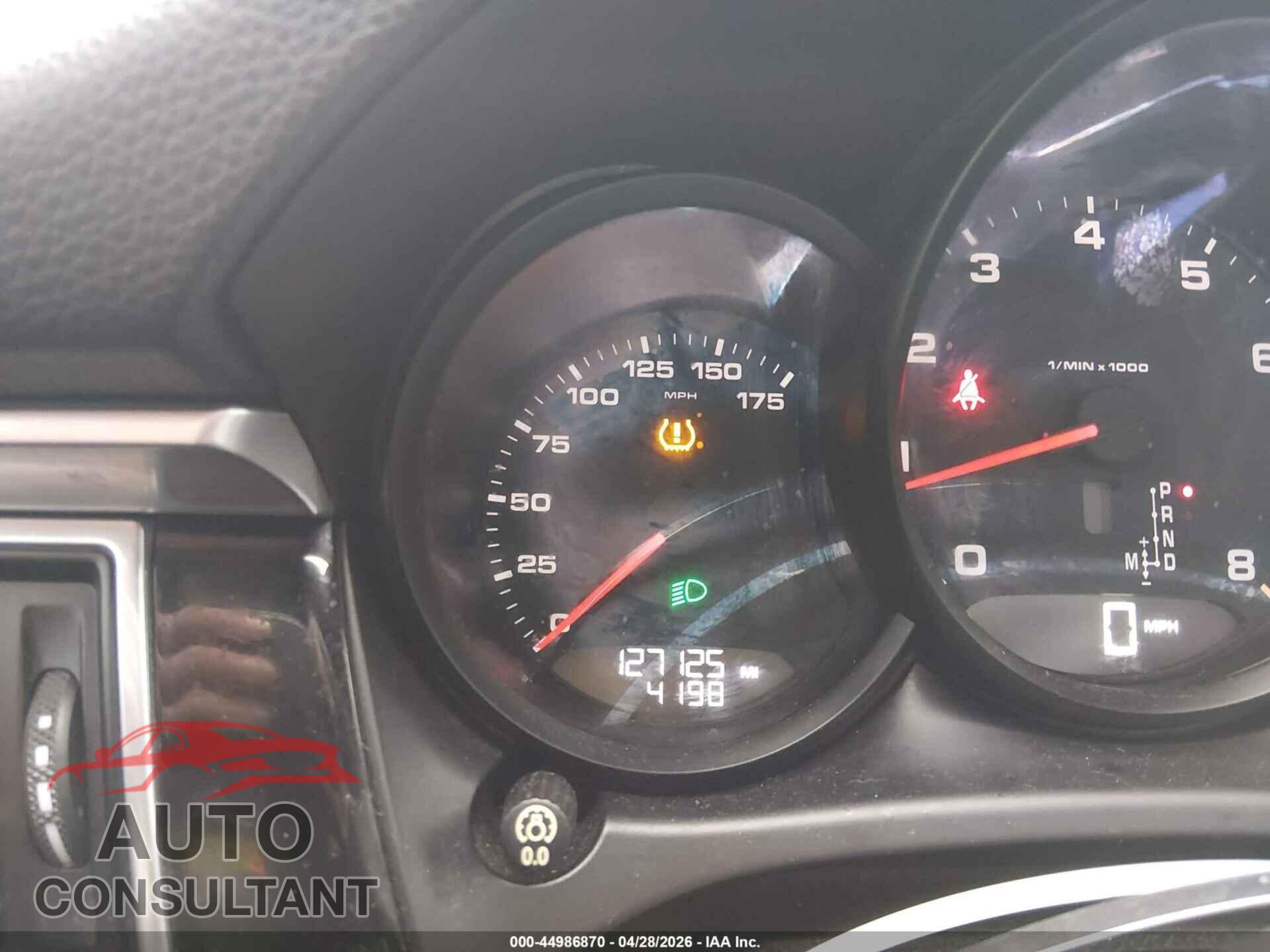 PORSCHE MACAN 2018 - WP1AA2A50JLB00623