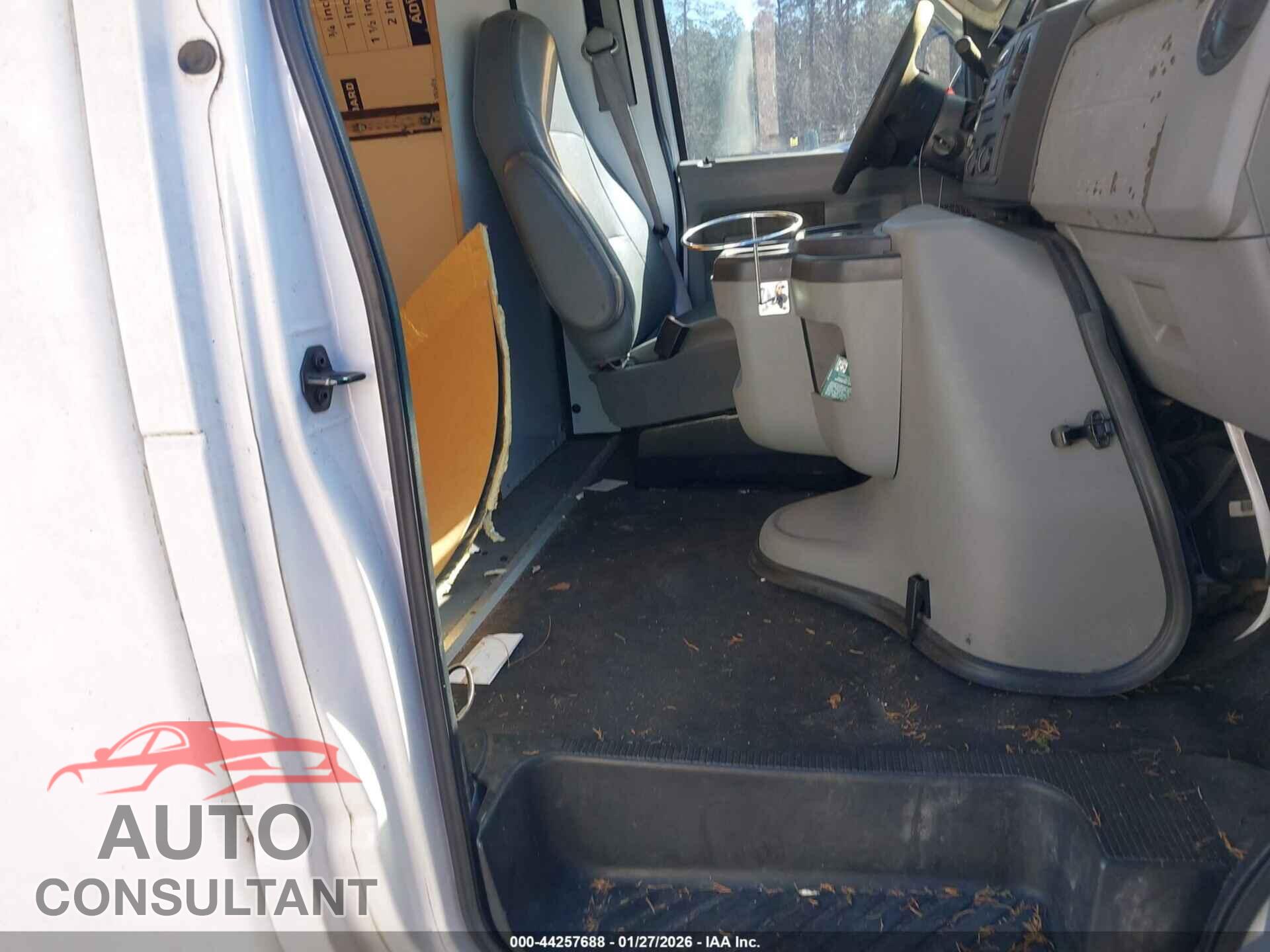 FORD E-350 CUTAWAY 2014 - 1FDWE3FL8EDA26582