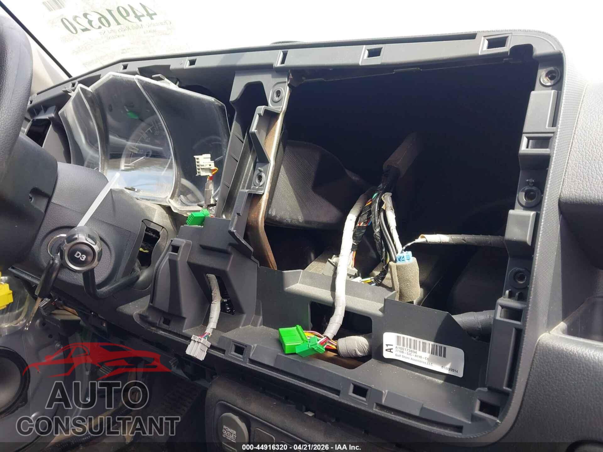 HONDA RIDGELINE 2014 - 5FPYK1F47EB006830